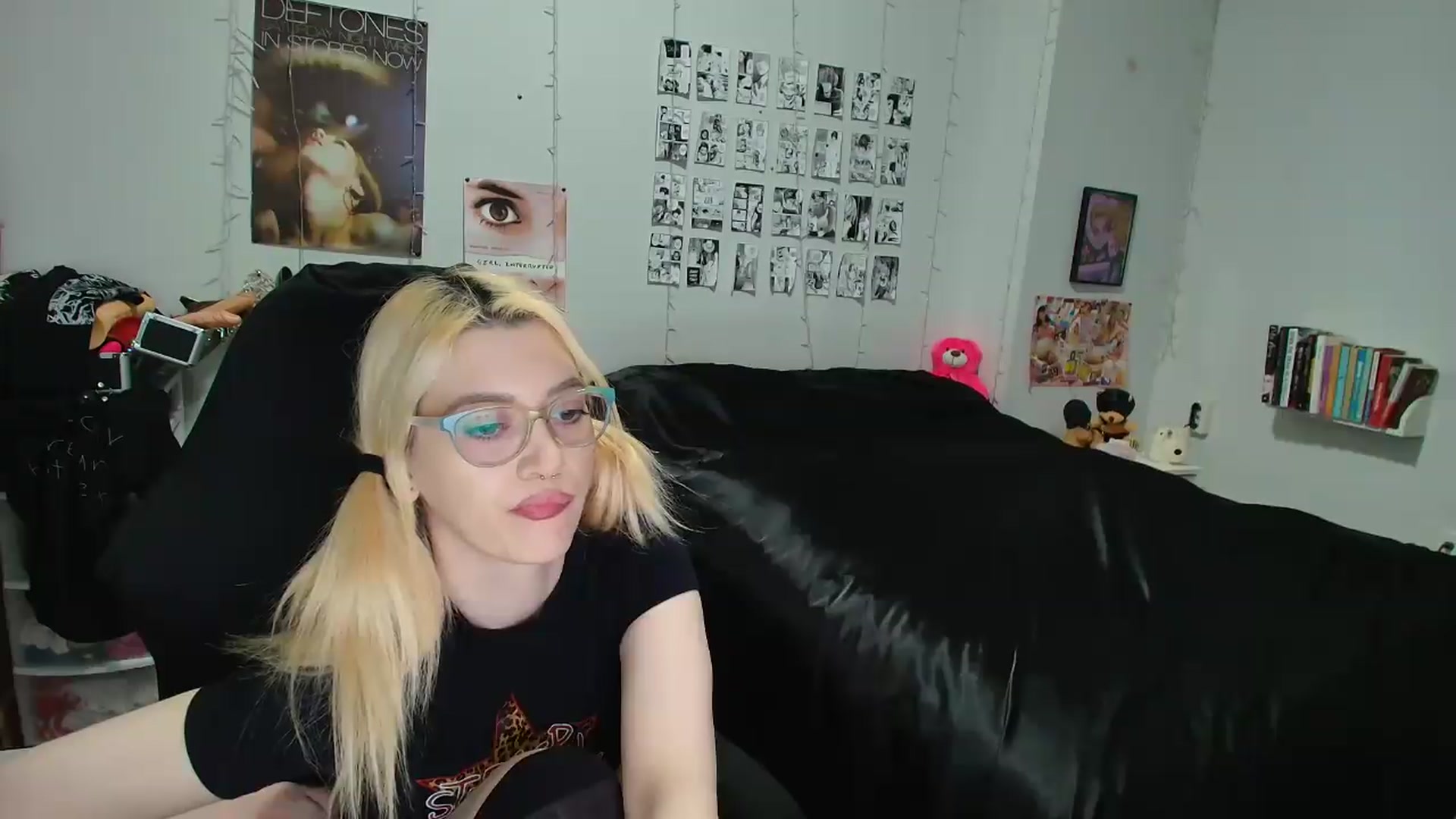 Gallery image thumbnail from AnnaTame's myfreecams stream on, 04/29/2026, 05:16 image 9 of 20