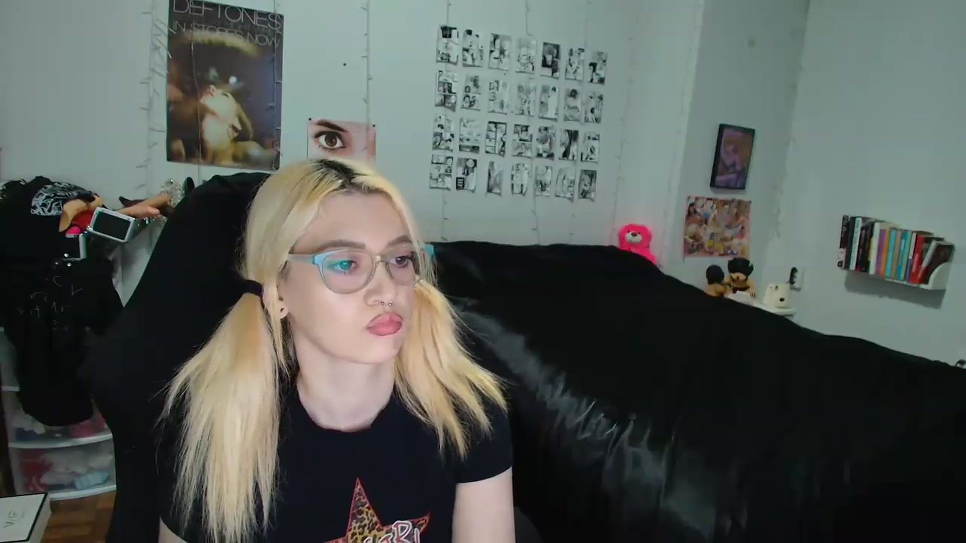 Gallery image thumbnail from AnnaTame's myfreecams stream on, 04/29/2026, 05:16 image 17 of 20