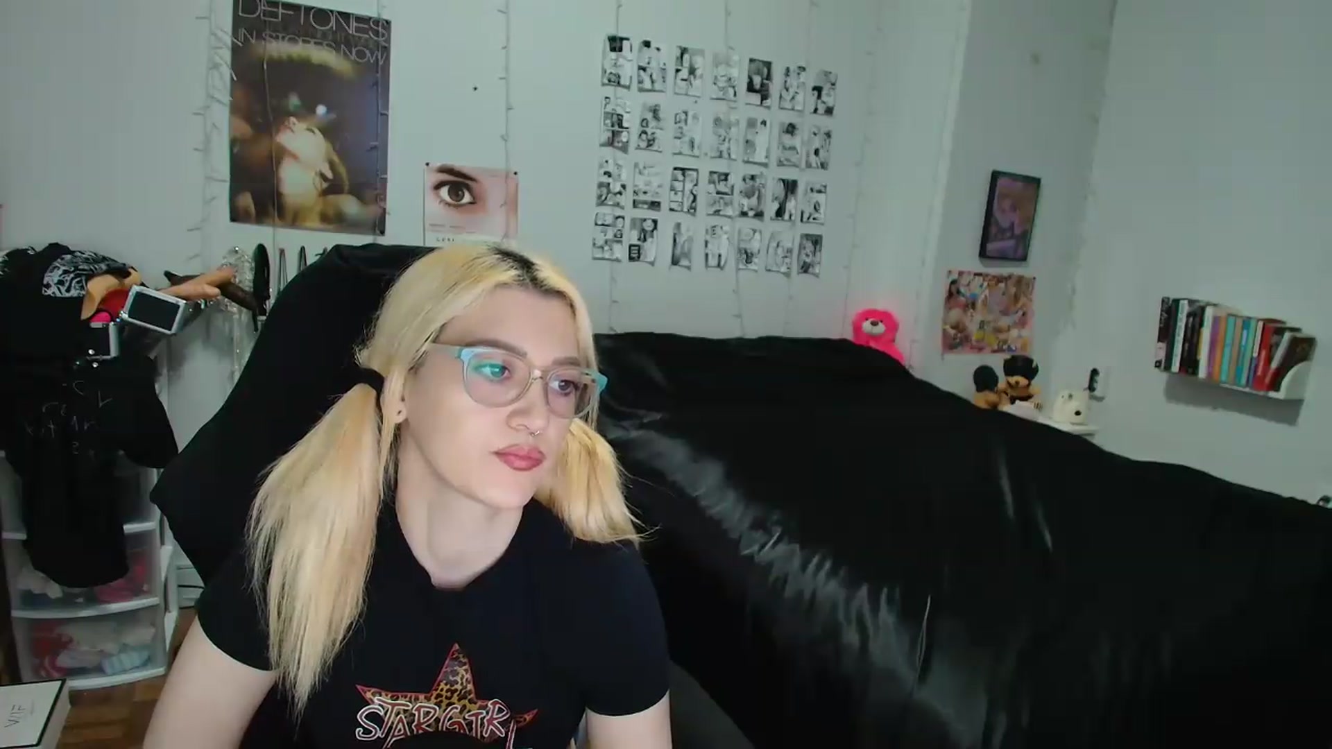 Gallery image thumbnail from AnnaTame's myfreecams stream on, 04/29/2026, 05:16 image 2 of 20