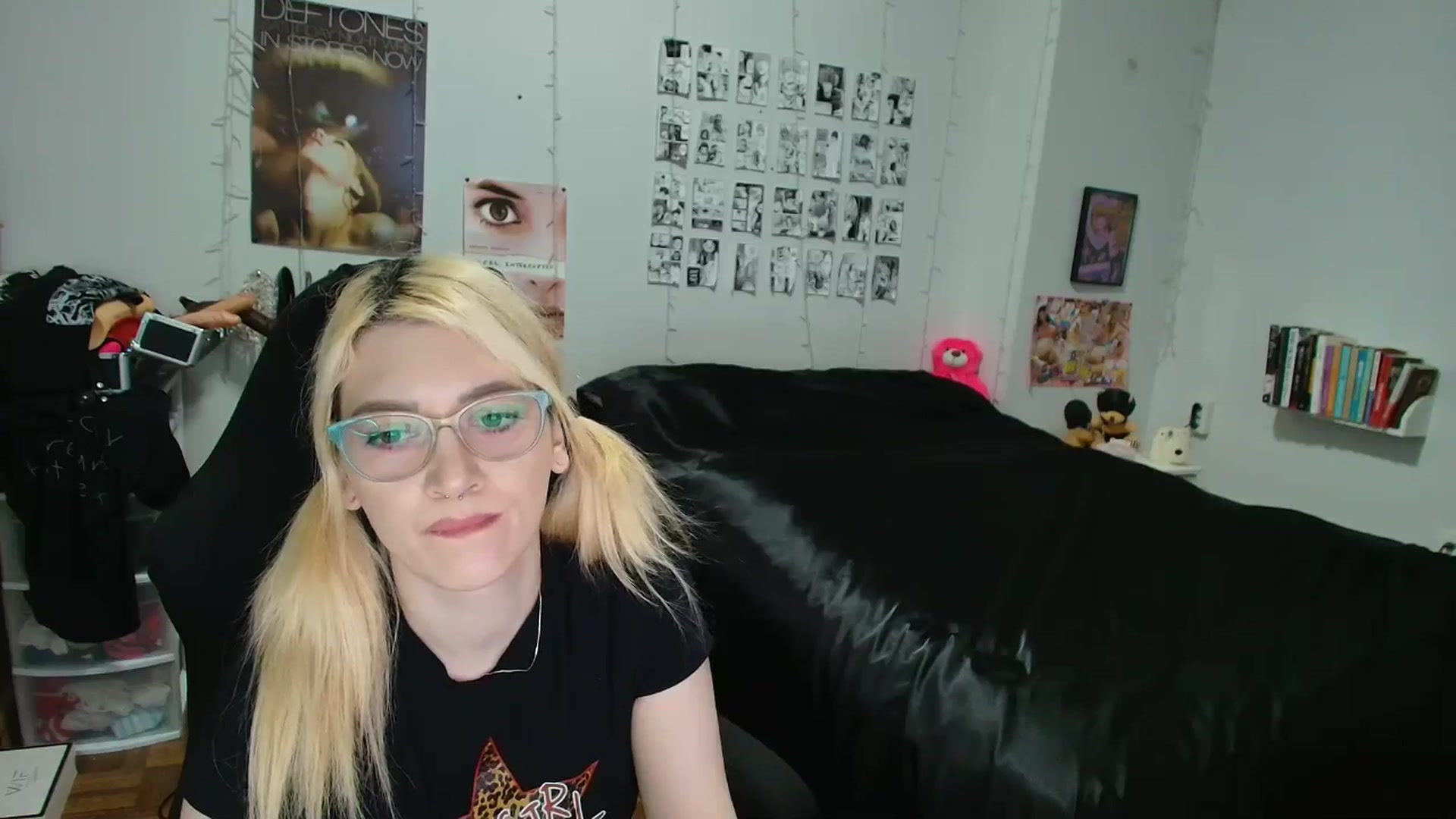 Gallery image thumbnail from AnnaTame's myfreecams stream on, 04/29/2026, 05:54 image 2 of 20