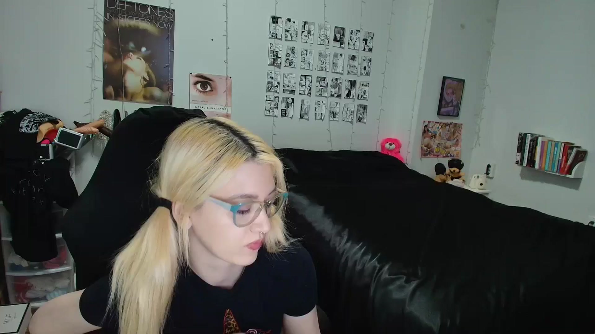 Gallery image thumbnail from AnnaTame's myfreecams stream on, 04/29/2026, 05:54 image 17 of 20