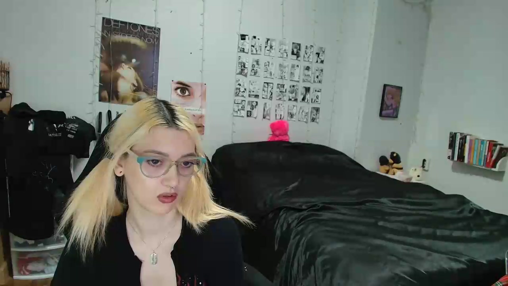Gallery image thumbnail from AnnaTame's myfreecams stream on, 05/03/2026, 03:35 image 19 of 20