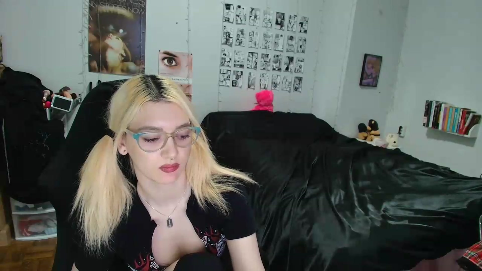 Gallery image thumbnail from AnnaTame's myfreecams stream on, 05/03/2026, 05:14 image 10 of 20