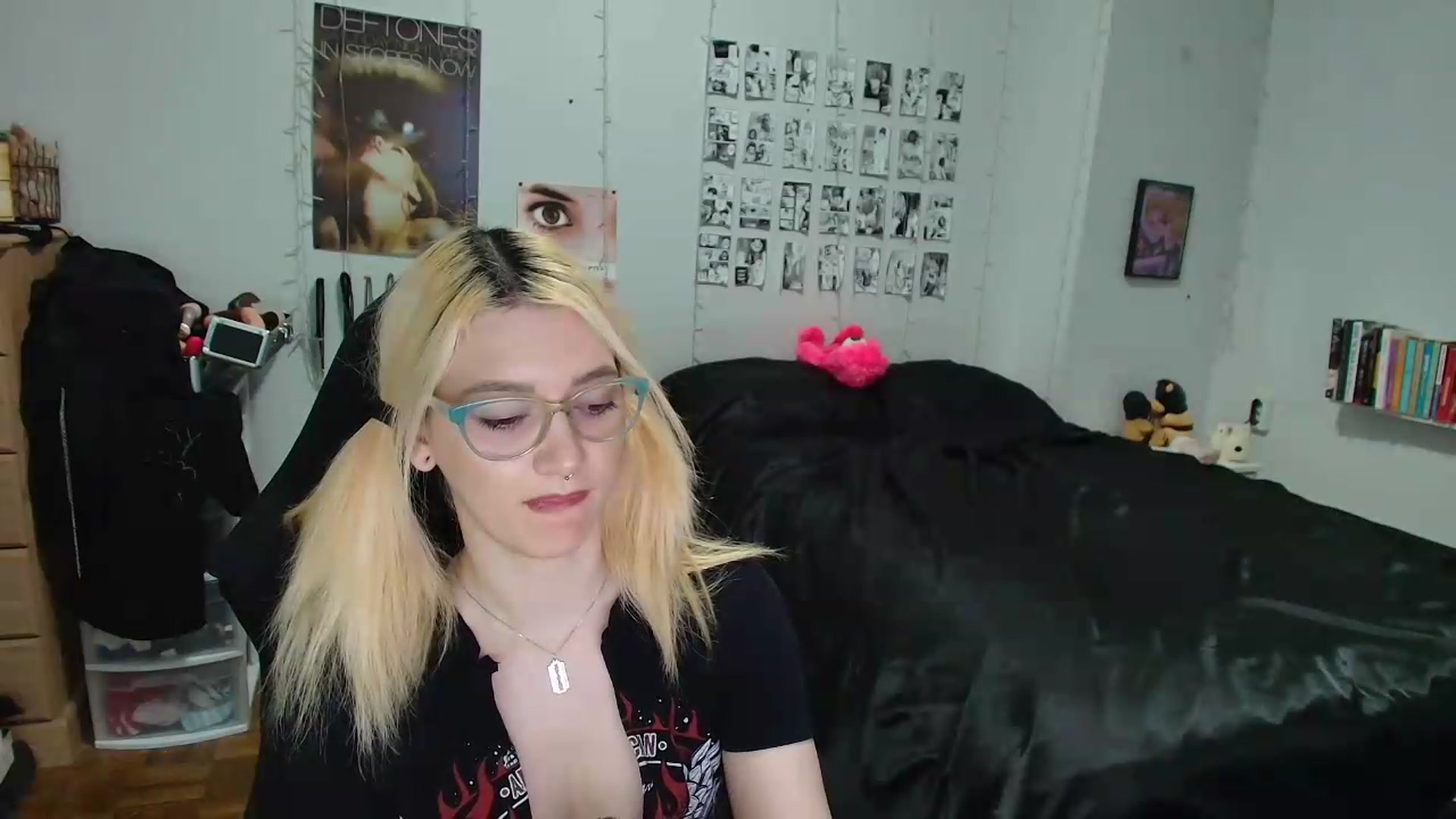 Gallery image thumbnail from AnnaTame's myfreecams stream on, 05/03/2026, 05:59 image 18 of 20