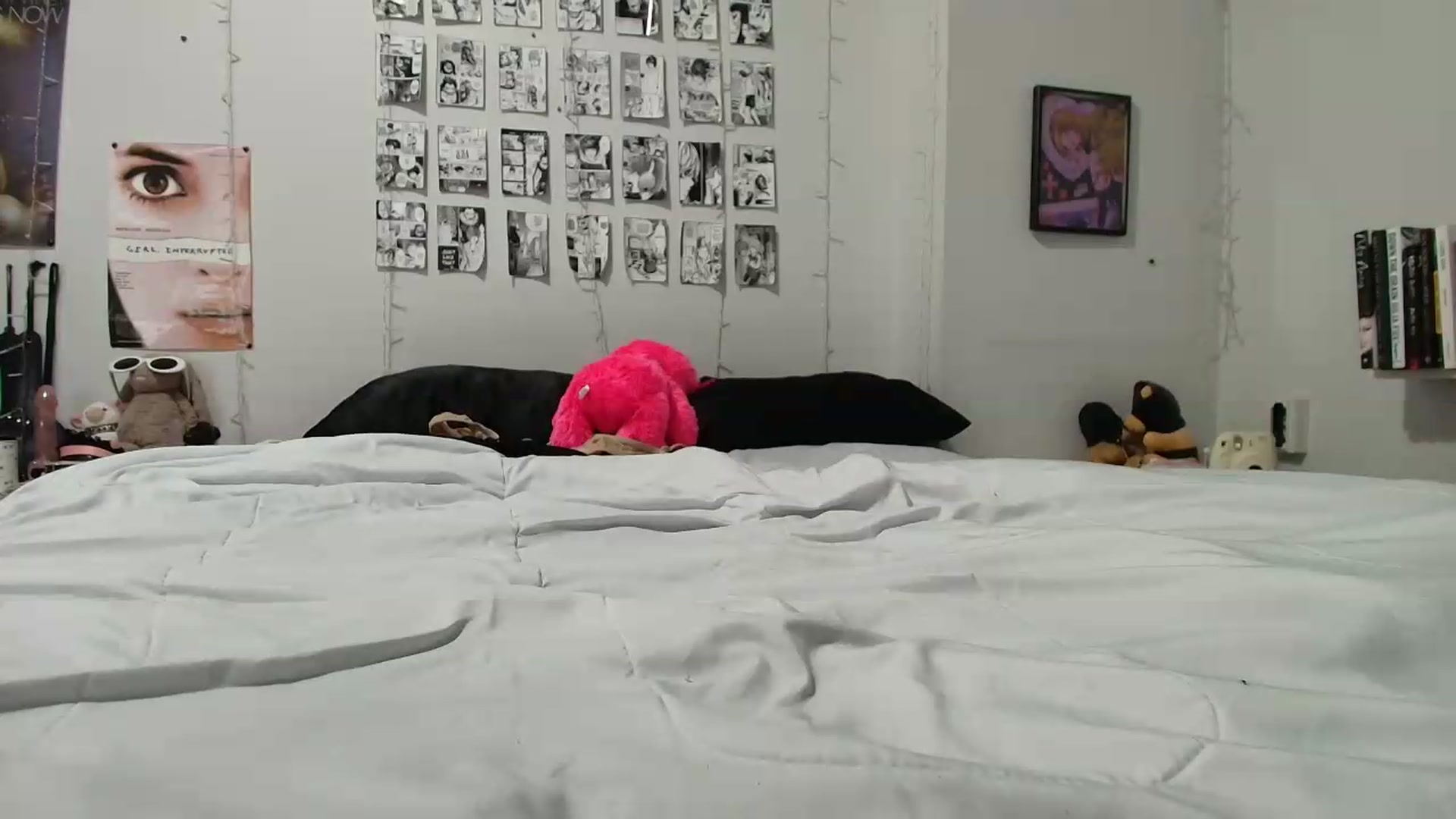 Gallery image thumbnail from AnnaTame's myfreecams stream on, 05/04/2026, 05:37 image 18 of 20