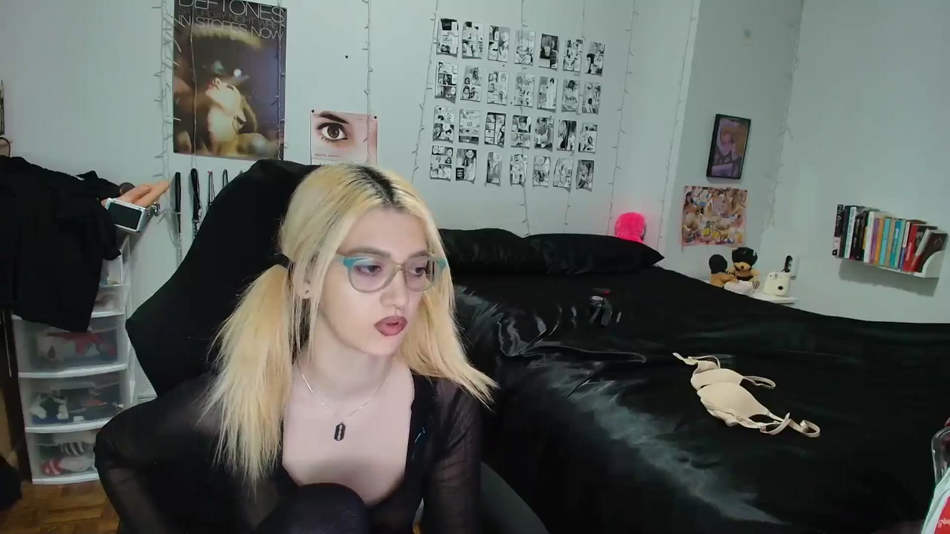 Gallery image thumbnail from AnnaTame's myfreecams stream on, 05/05/2026, 04:24 image 15 of 20