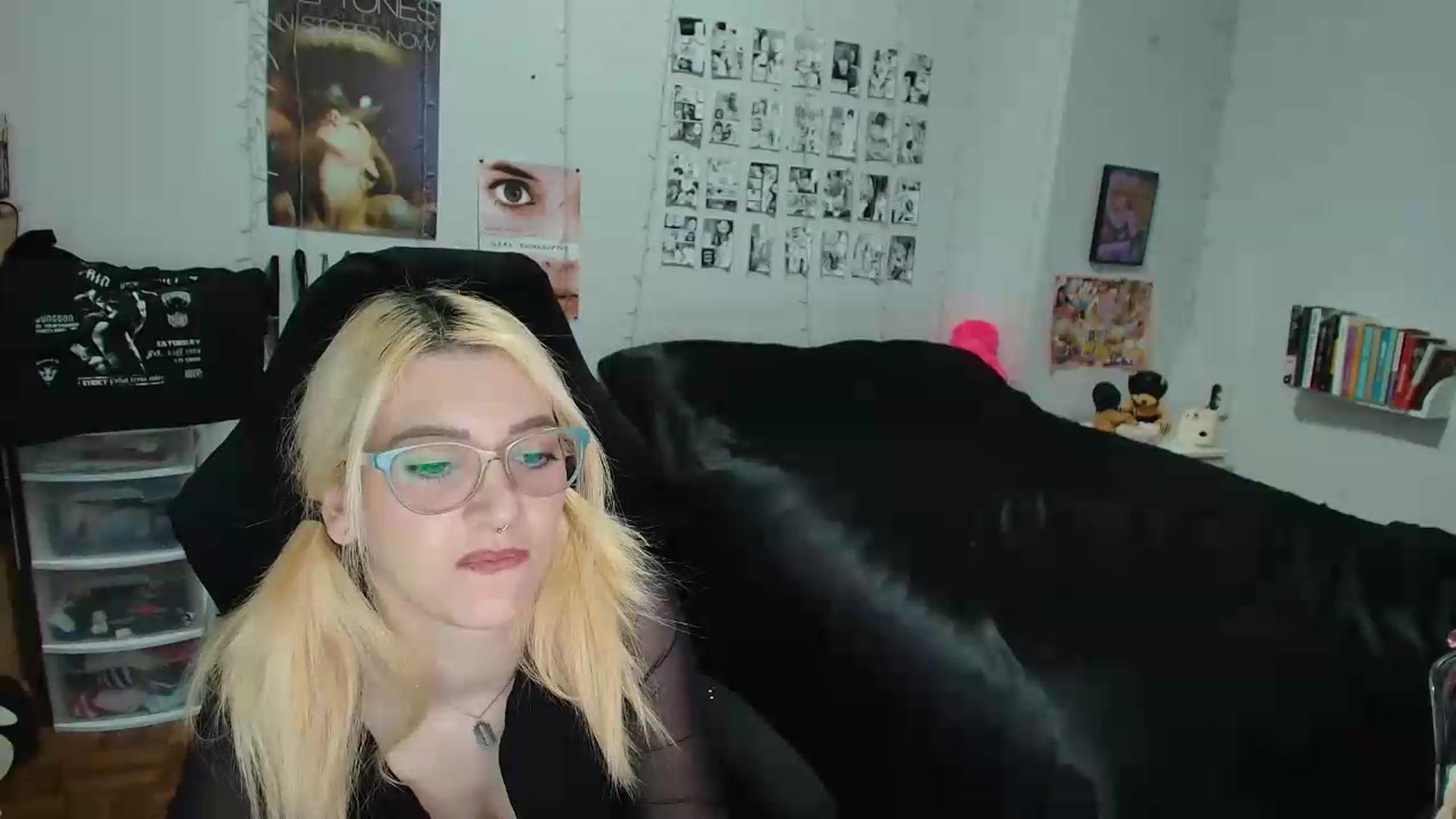Gallery image thumbnail from AnnaTame's myfreecams stream on, 05/06/2026, 05:10 image 18 of 20