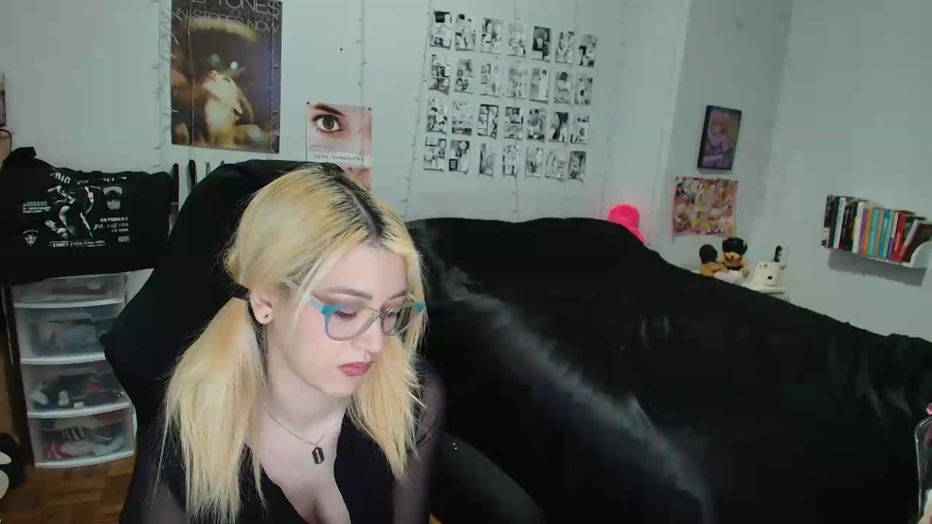 Gallery image thumbnail from AnnaTame's myfreecams stream on, 05/06/2026, 05:10 image 19 of 20