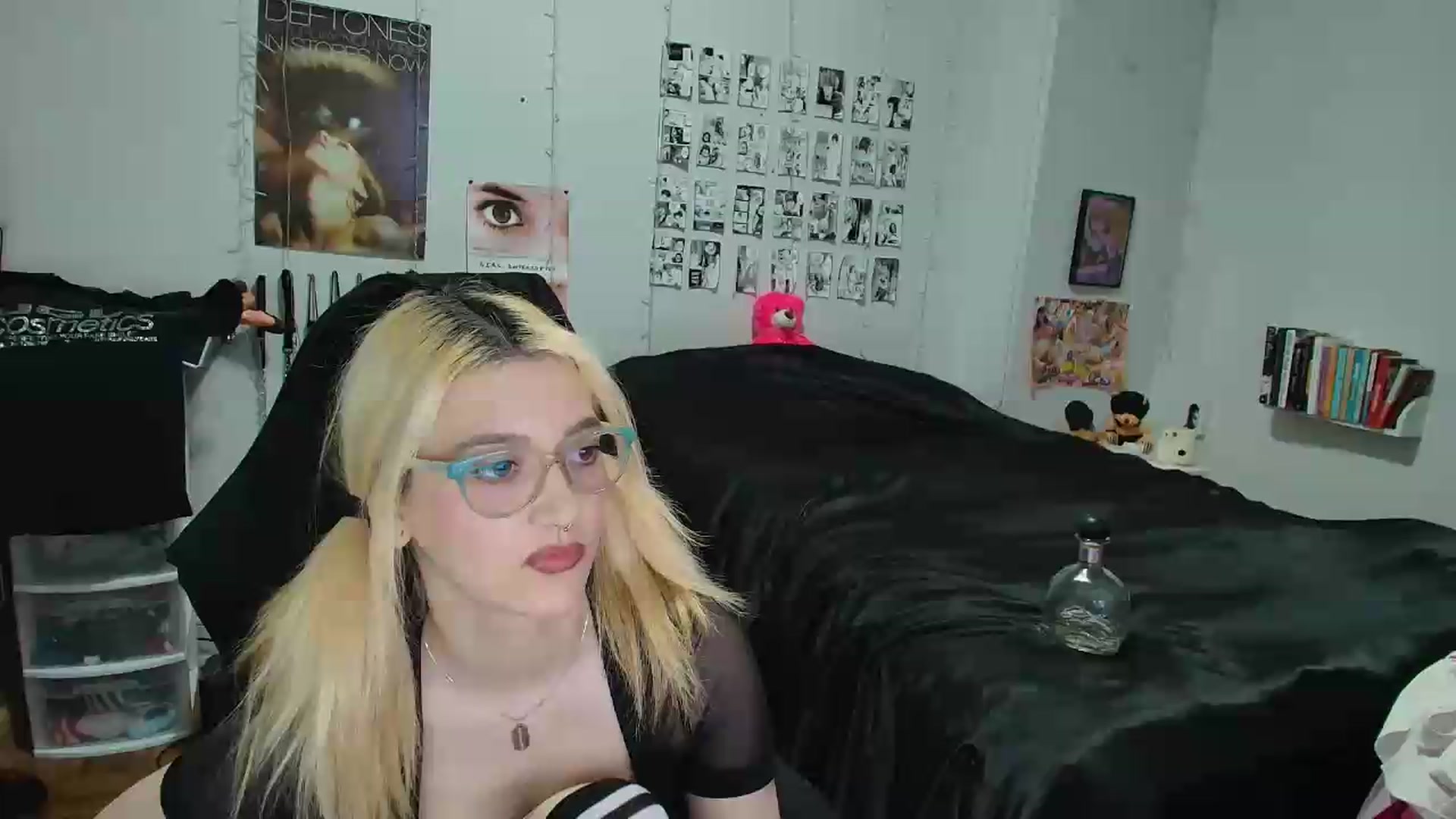 Gallery image thumbnail from AnnaTame's myfreecams stream on, 05/10/2026, 04:45 image 4 of 20