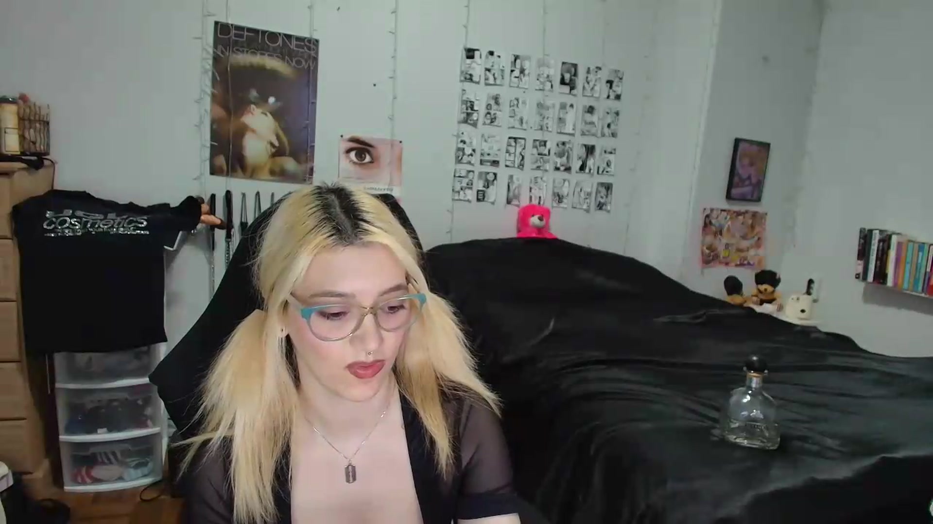 Gallery image thumbnail from AnnaTame's myfreecams stream on, 05/10/2026, 04:45 image 14 of 20