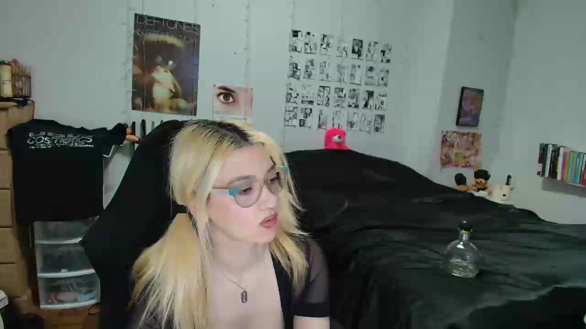 Gallery image thumbnail from AnnaTame's myfreecams stream on, 05/10/2026, 04:45 image 12 of 20