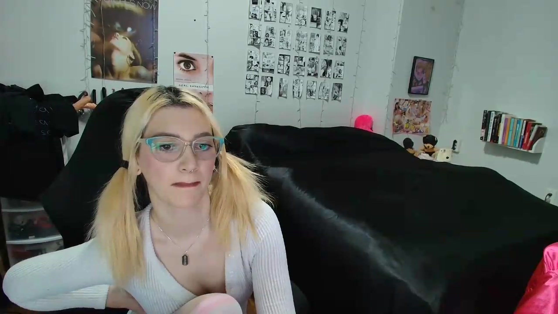 Gallery image thumbnail from AnnaTame's myfreecams stream on, 05/12/2026, 04:30 image 10 of 20