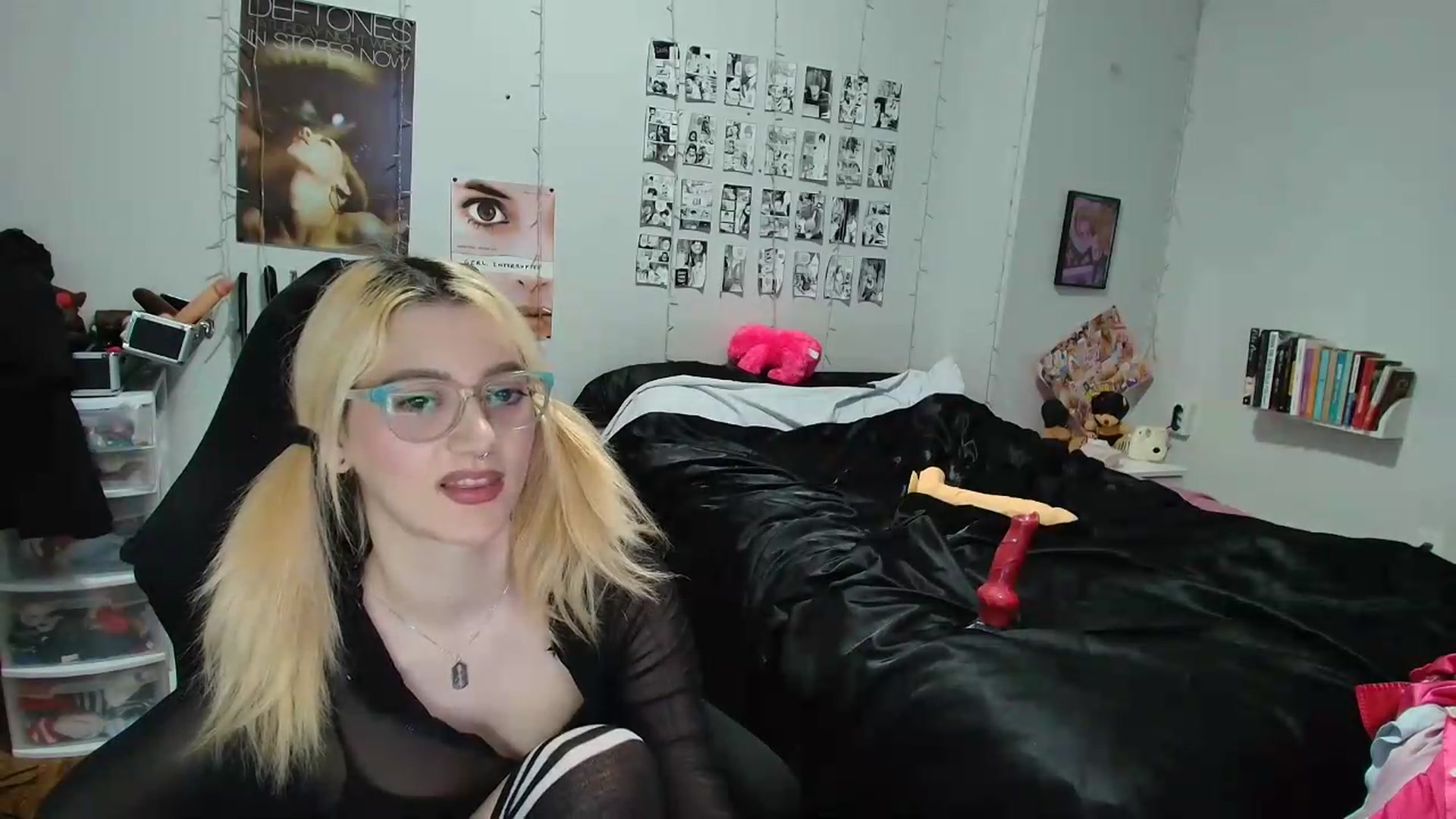 Gallery image thumbnail from AnnaTame's myfreecams stream on, 05/13/2026, 06:45 image 11 of 20