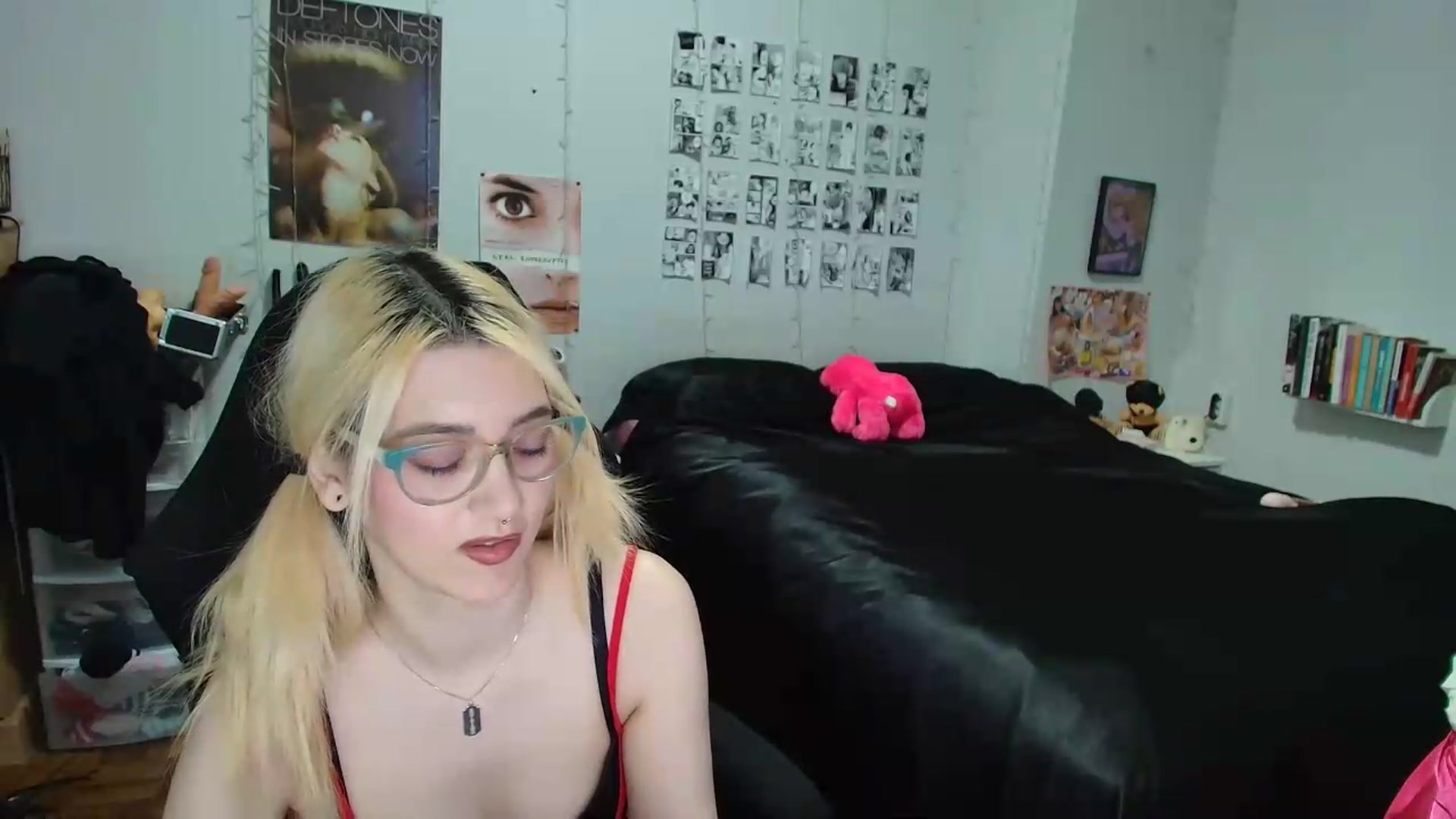 Gallery image thumbnail from AnnaTame's myfreecams stream on, 05/14/2026, 04:46 image 20 of 20