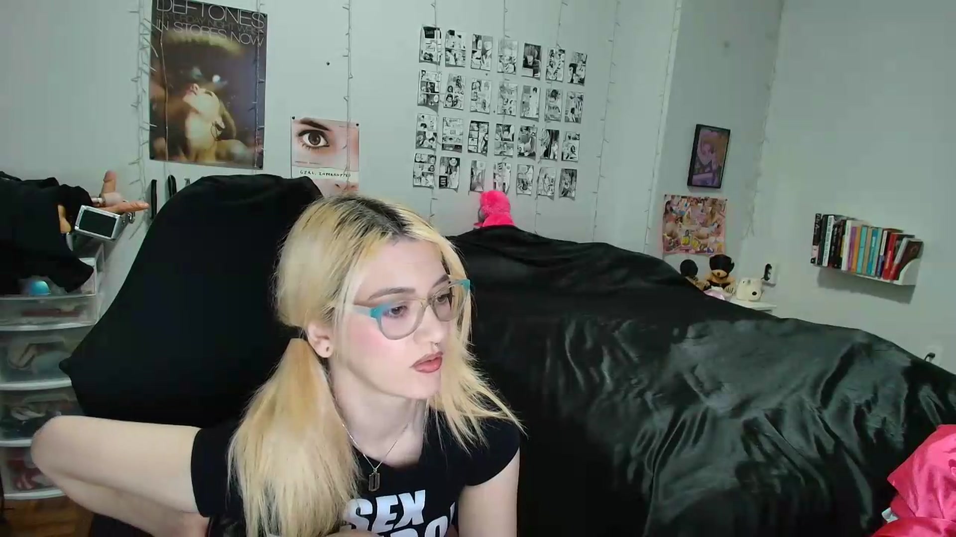 Gallery image thumbnail from AnnaTame's myfreecams stream on, 05/15/2026, 06:07 image 4 of 20