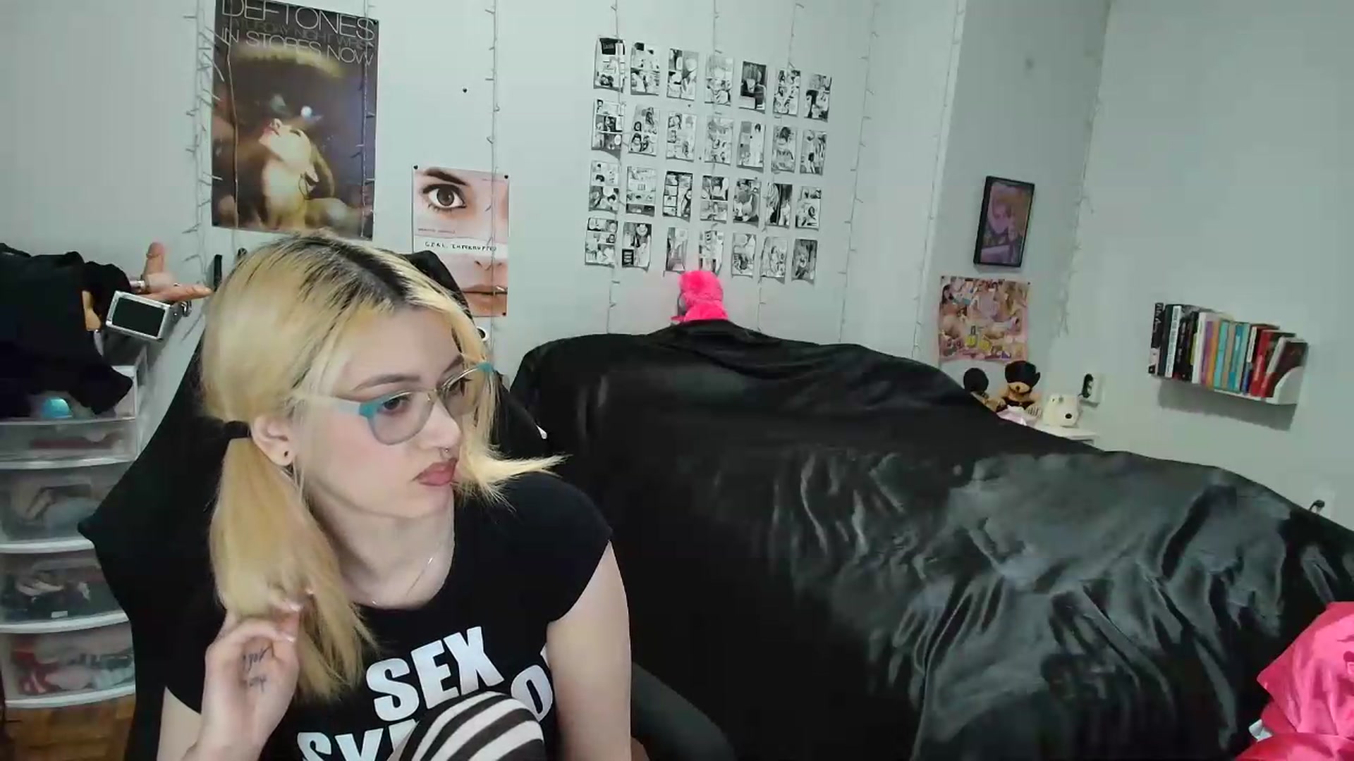 Gallery image thumbnail from AnnaTame's myfreecams stream on, 05/15/2026, 06:07 image 7 of 20