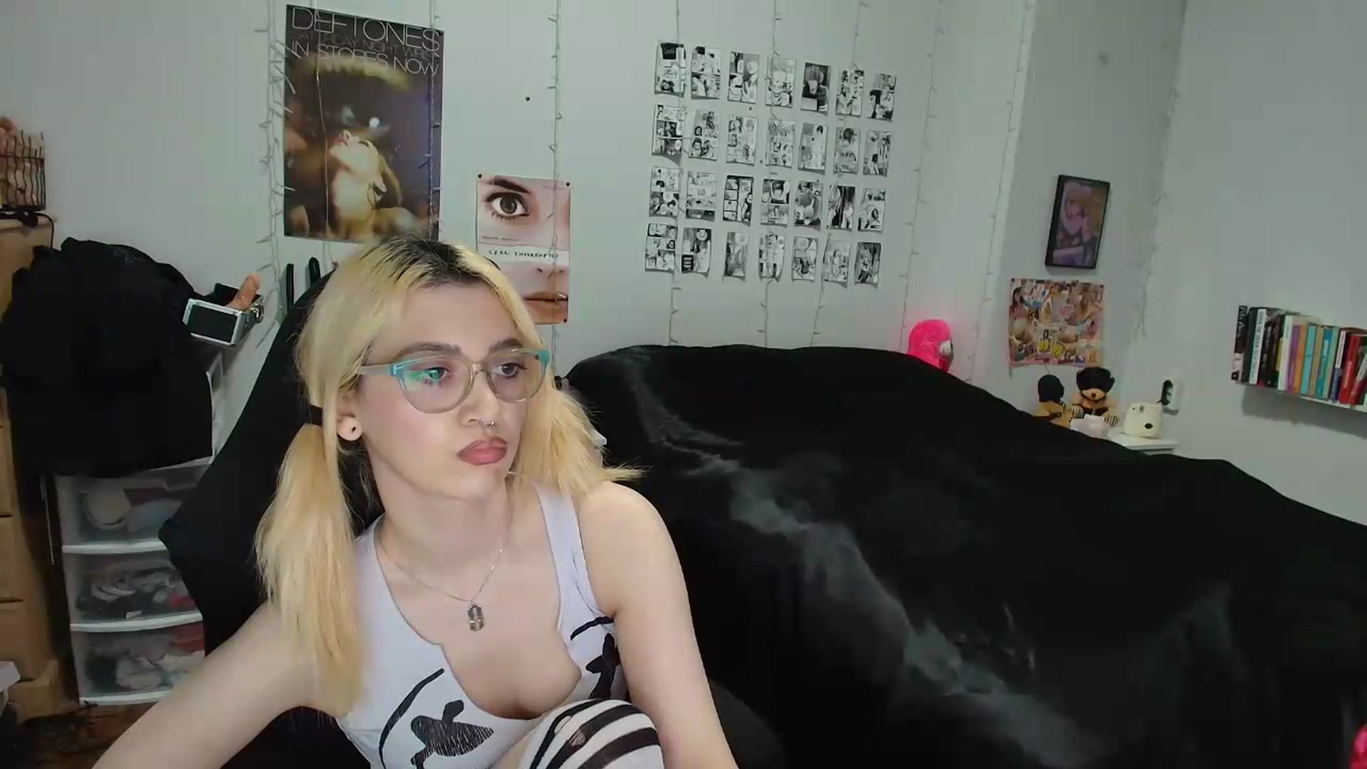 Gallery image thumbnail from AnnaTame's myfreecams stream on, 05/20/2026, 04:32 image 10 of 20