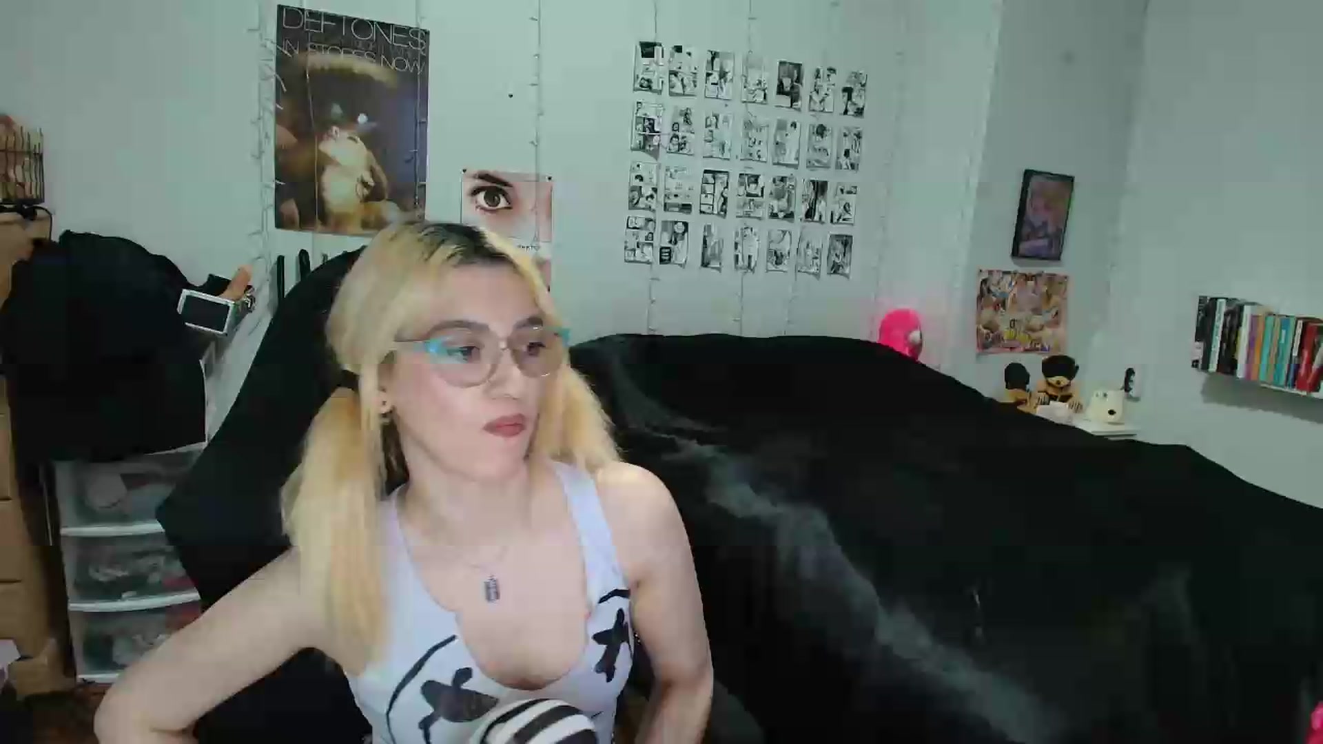 Gallery image thumbnail from AnnaTame's myfreecams stream on, 05/20/2026, 04:32 image 13 of 20