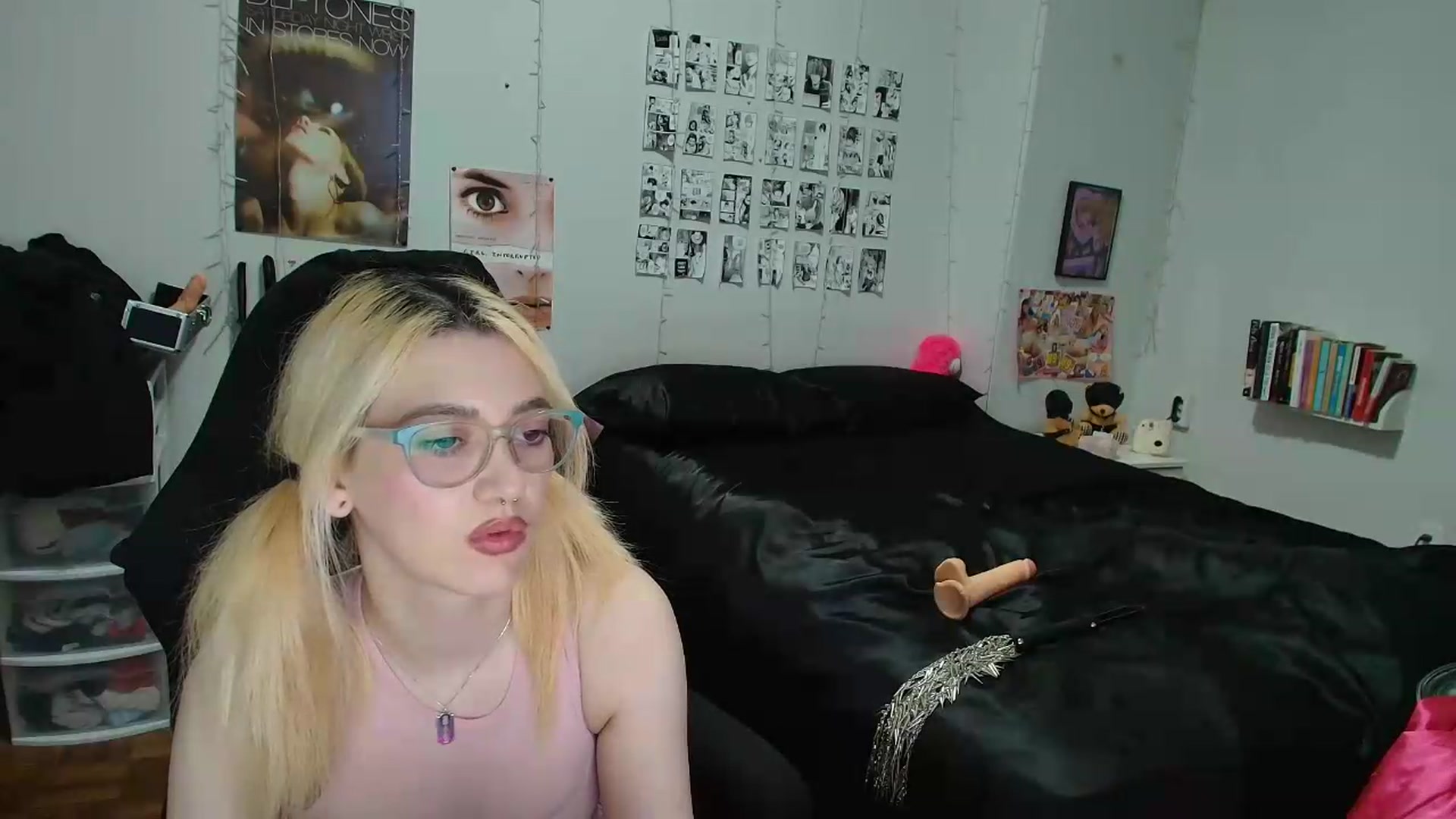 Gallery image thumbnail from AnnaTame's myfreecams stream on, 05/21/2026, 05:55 image 16 of 20
