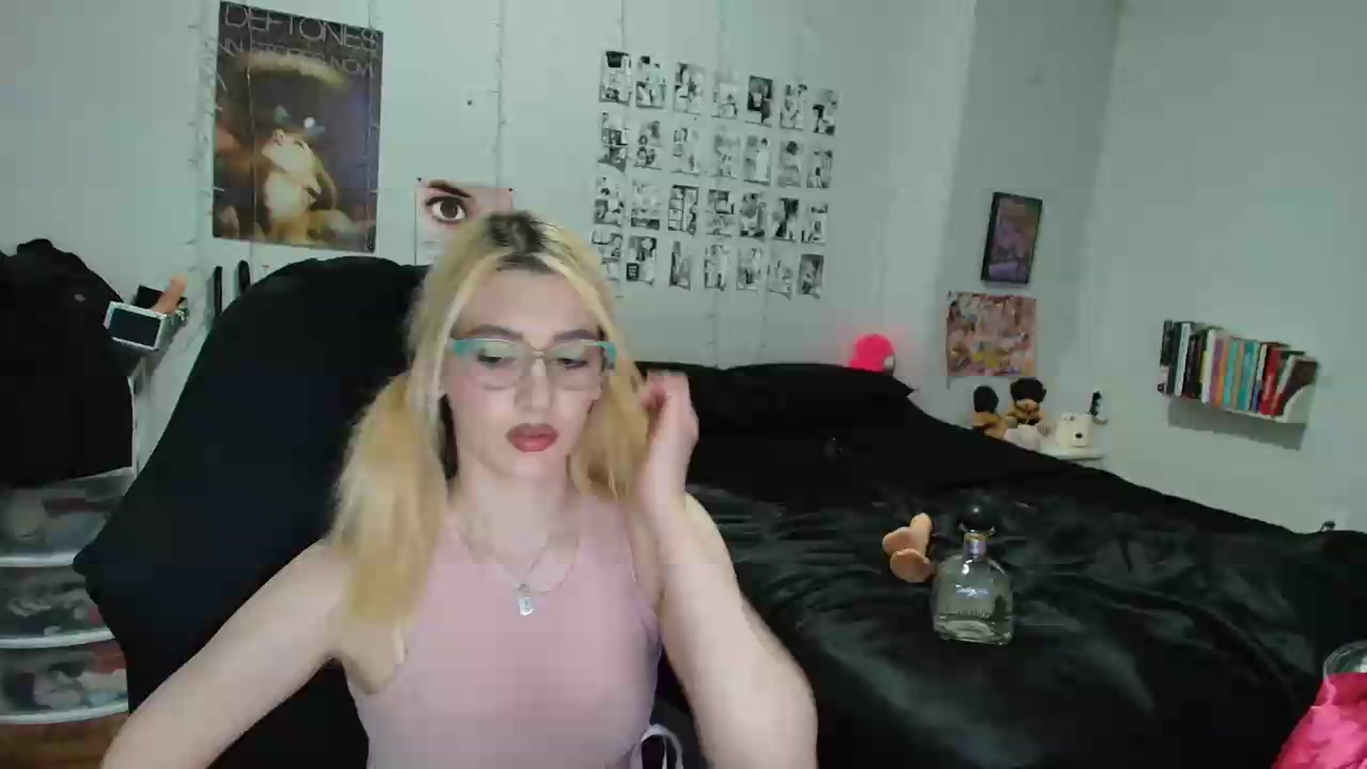 Gallery image thumbnail from AnnaTame's myfreecams stream on, 05/21/2026, 05:55 image 1 of 20
