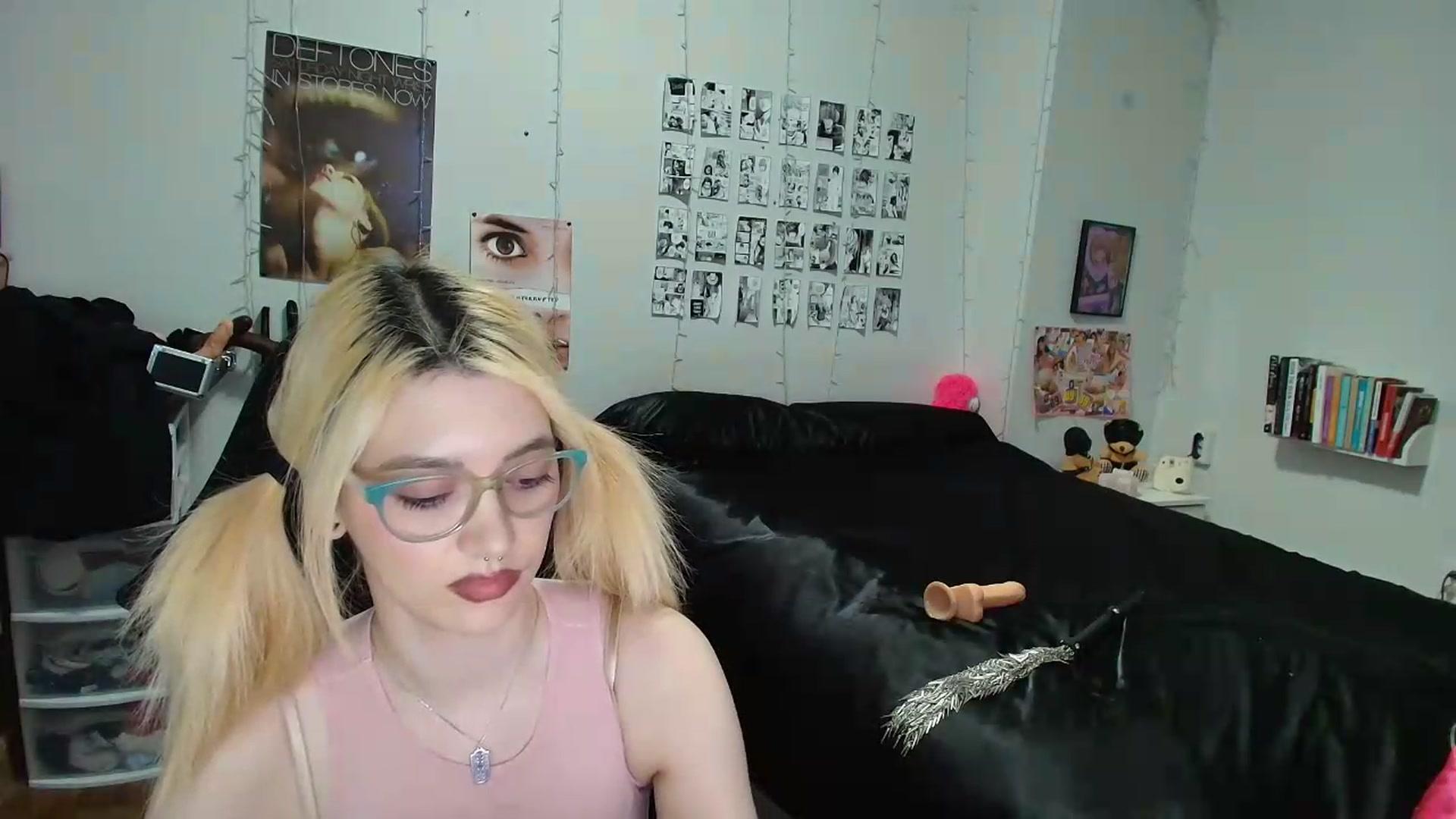 Gallery image thumbnail from AnnaTame's myfreecams stream on, 05/21/2026, 08:50 image 4 of 20