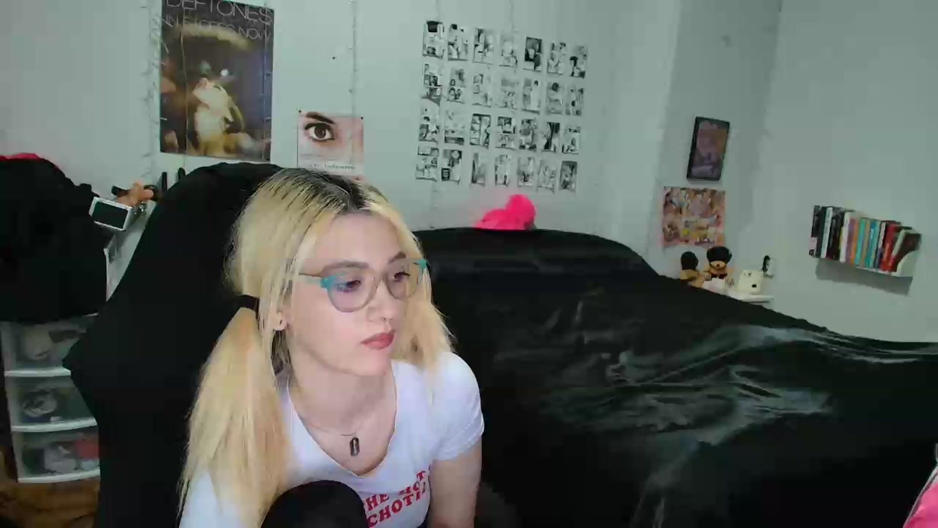 Gallery image thumbnail from AnnaTame's myfreecams stream on, 05/23/2026, 06:06 image 8 of 20