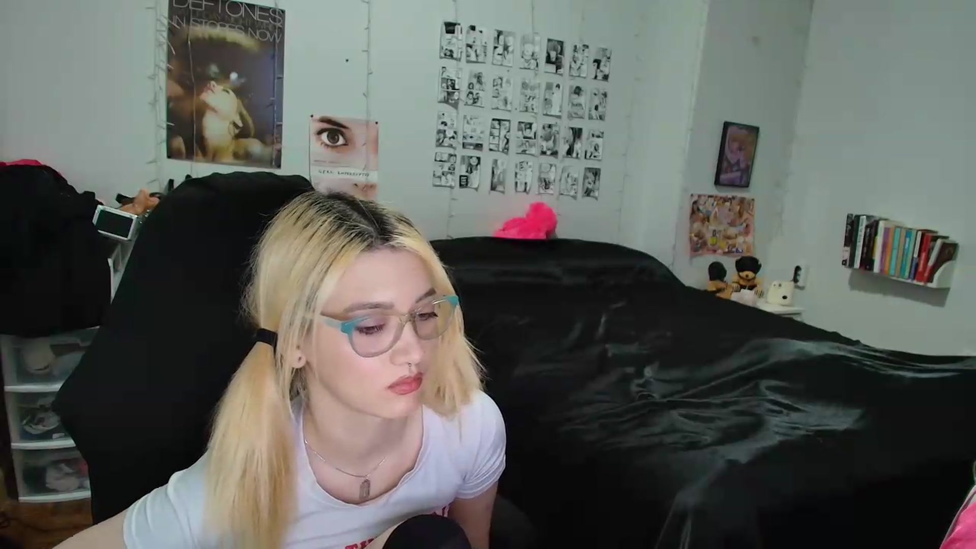 Gallery image thumbnail from AnnaTame's myfreecams stream on, 05/23/2026, 06:06 image 15 of 20
