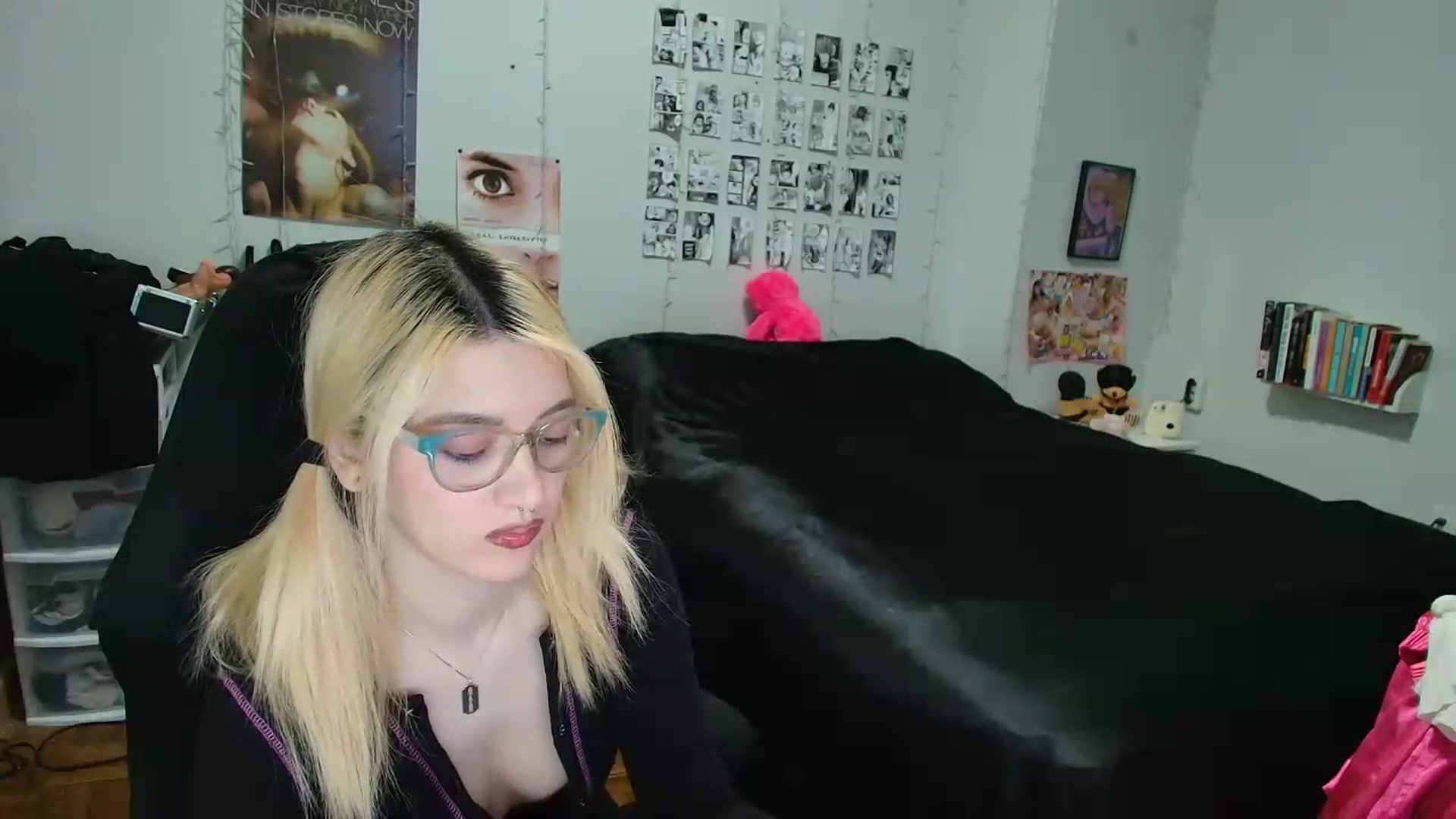 Gallery image thumbnail from AnnaTame's myfreecams stream on, 05/24/2026, 03:57 image 11 of 20