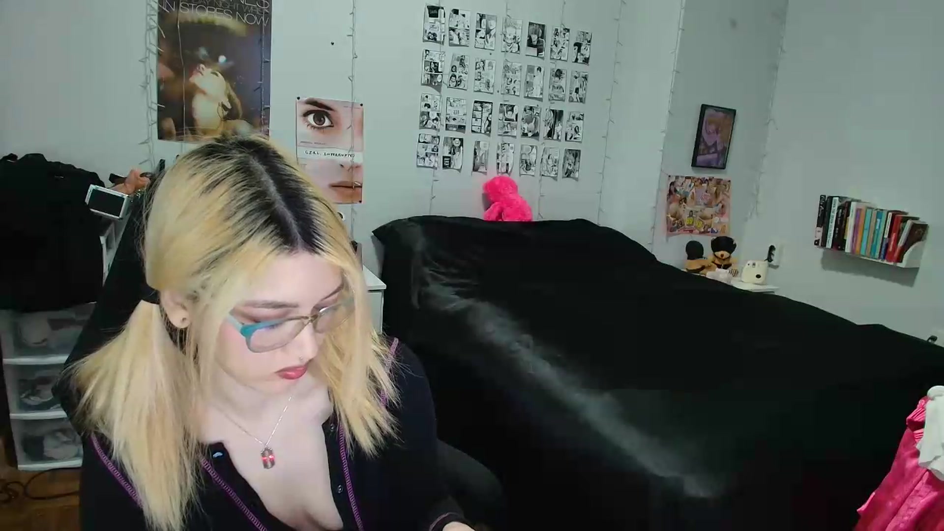 Gallery image thumbnail from AnnaTame's myfreecams stream on, 05/24/2026, 03:57 image 10 of 20