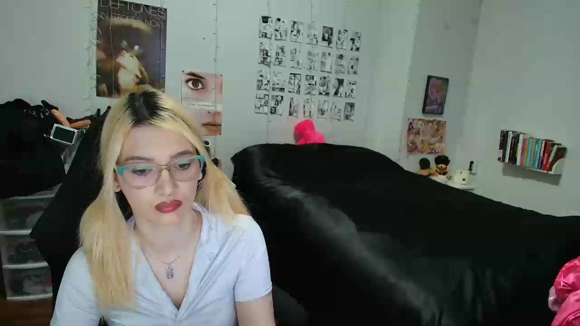 Gallery image thumbnail from AnnaTame's myfreecams stream on, 05/25/2026, 07:15 image 1 of 20