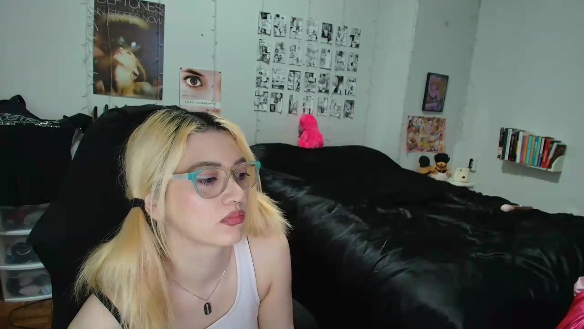 Gallery image thumbnail from AnnaTame's myfreecams stream on, 05/26/2026, 06:11 image 19 of 20