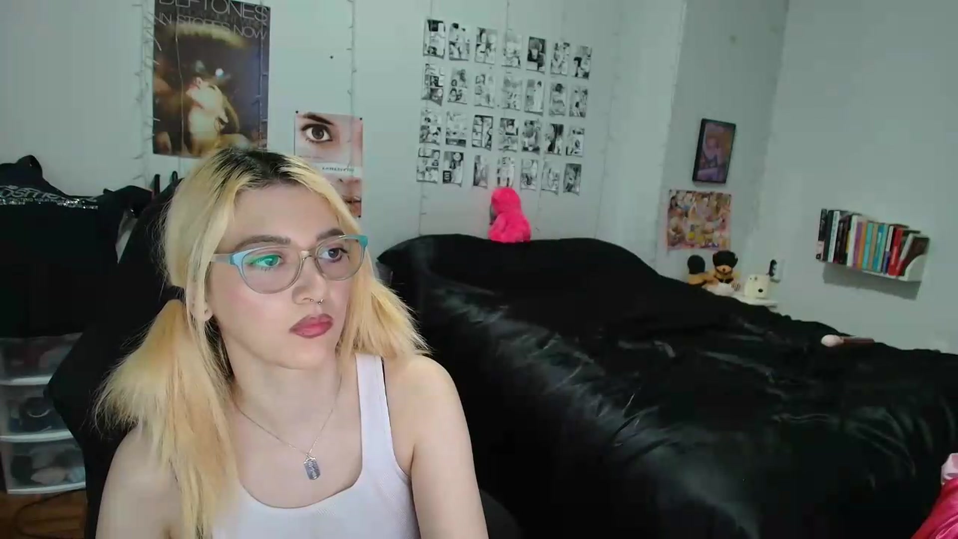 Gallery image thumbnail from AnnaTame's myfreecams stream on, 05/26/2026, 06:11 image 18 of 20