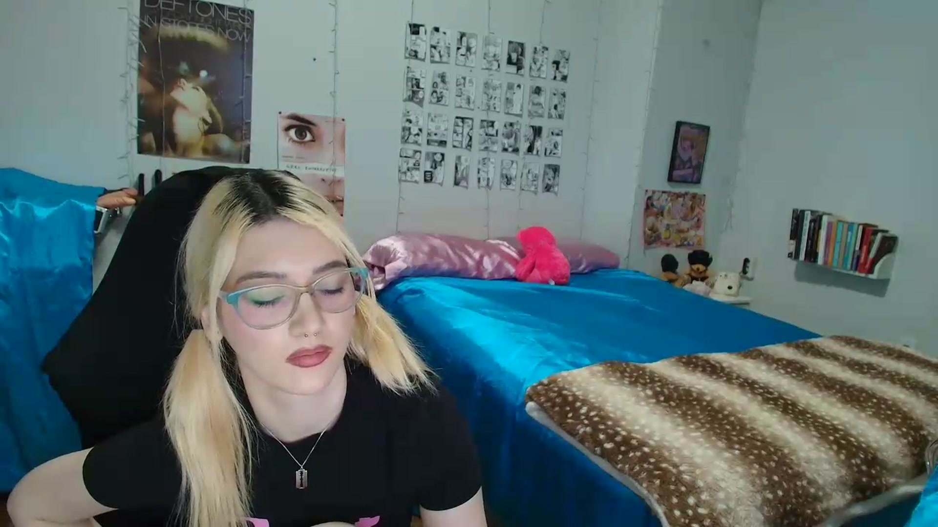 Gallery image thumbnail from AnnaTame's myfreecams stream on, 05/27/2026, 06:06 image 12 of 20