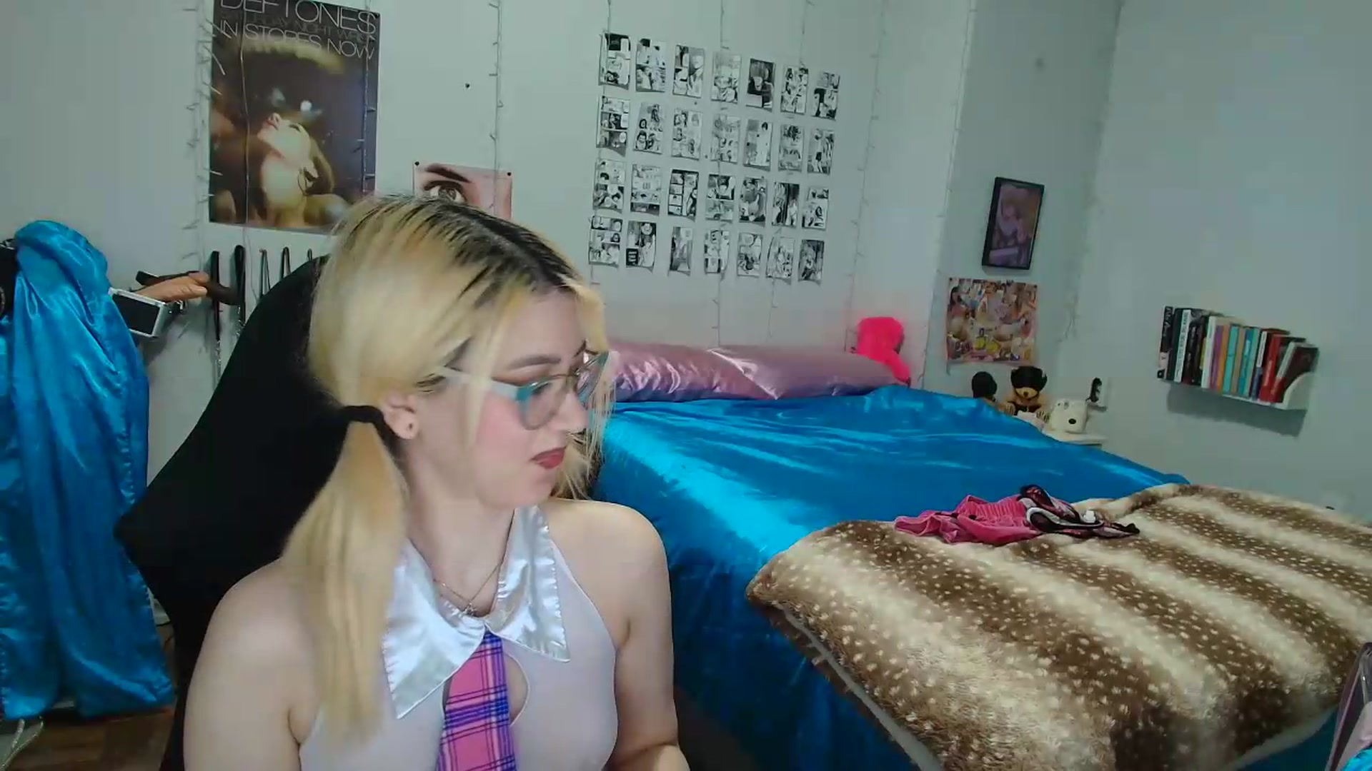 Gallery image thumbnail from AnnaTame's myfreecams stream on, 05/28/2026, 06:20 image 8 of 20