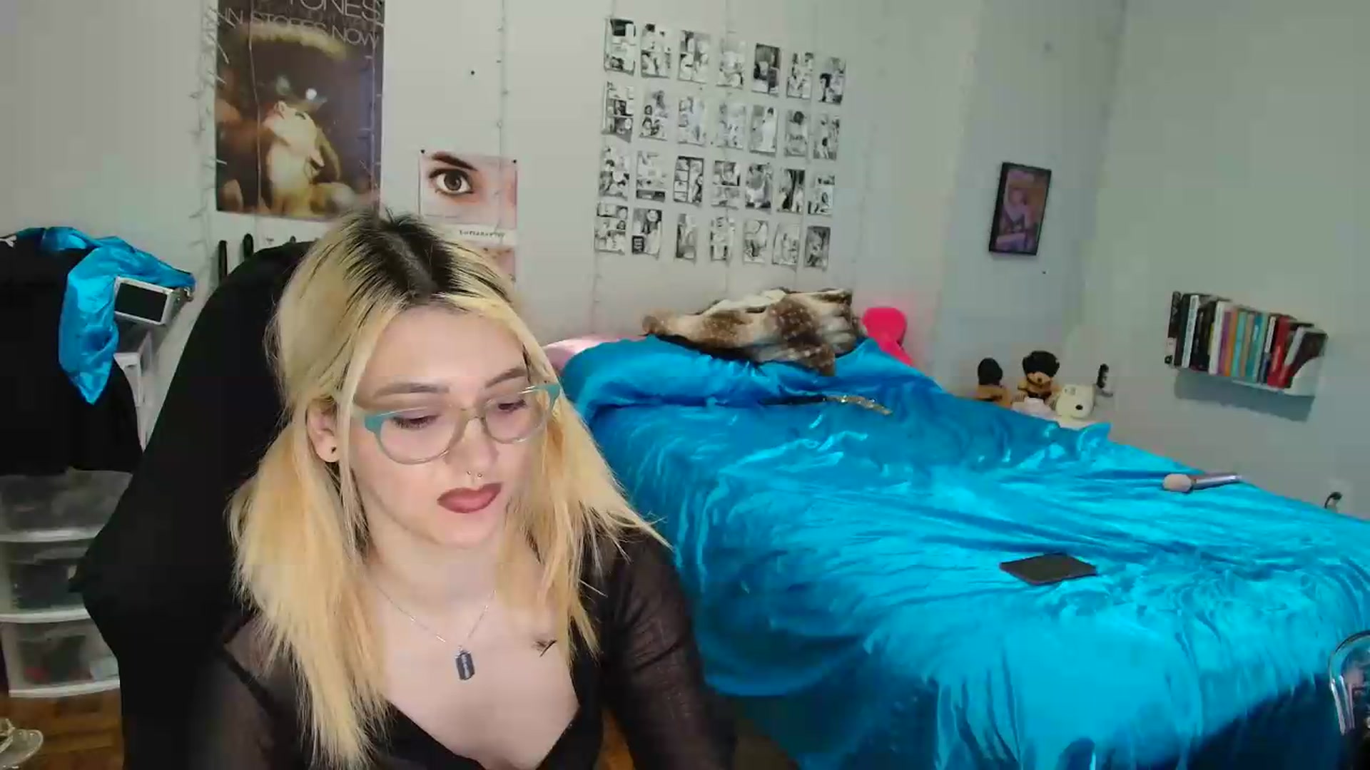 Gallery image thumbnail from AnnaTame's myfreecams stream on, 05/29/2026, 13:03 image 13 of 20
