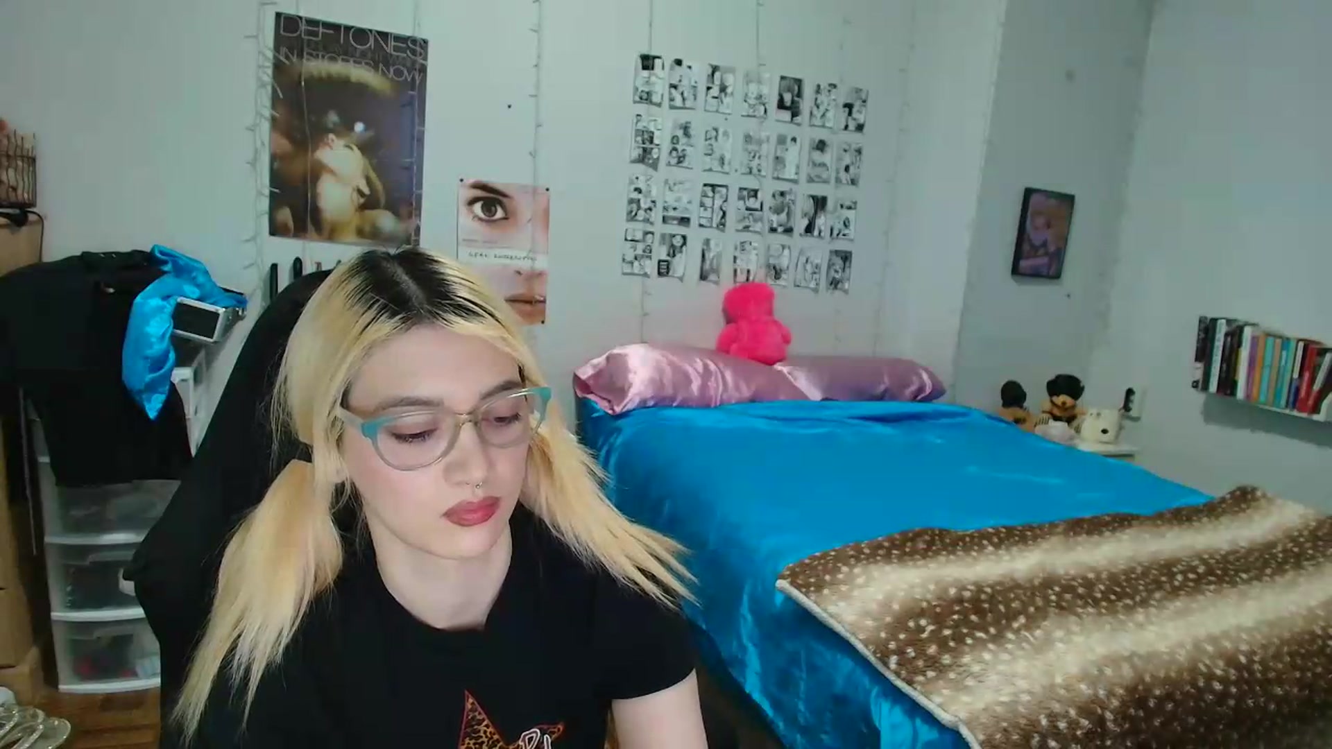 Gallery image thumbnail from AnnaTame's myfreecams stream on, 05/30/2026, 07:29 image 17 of 20