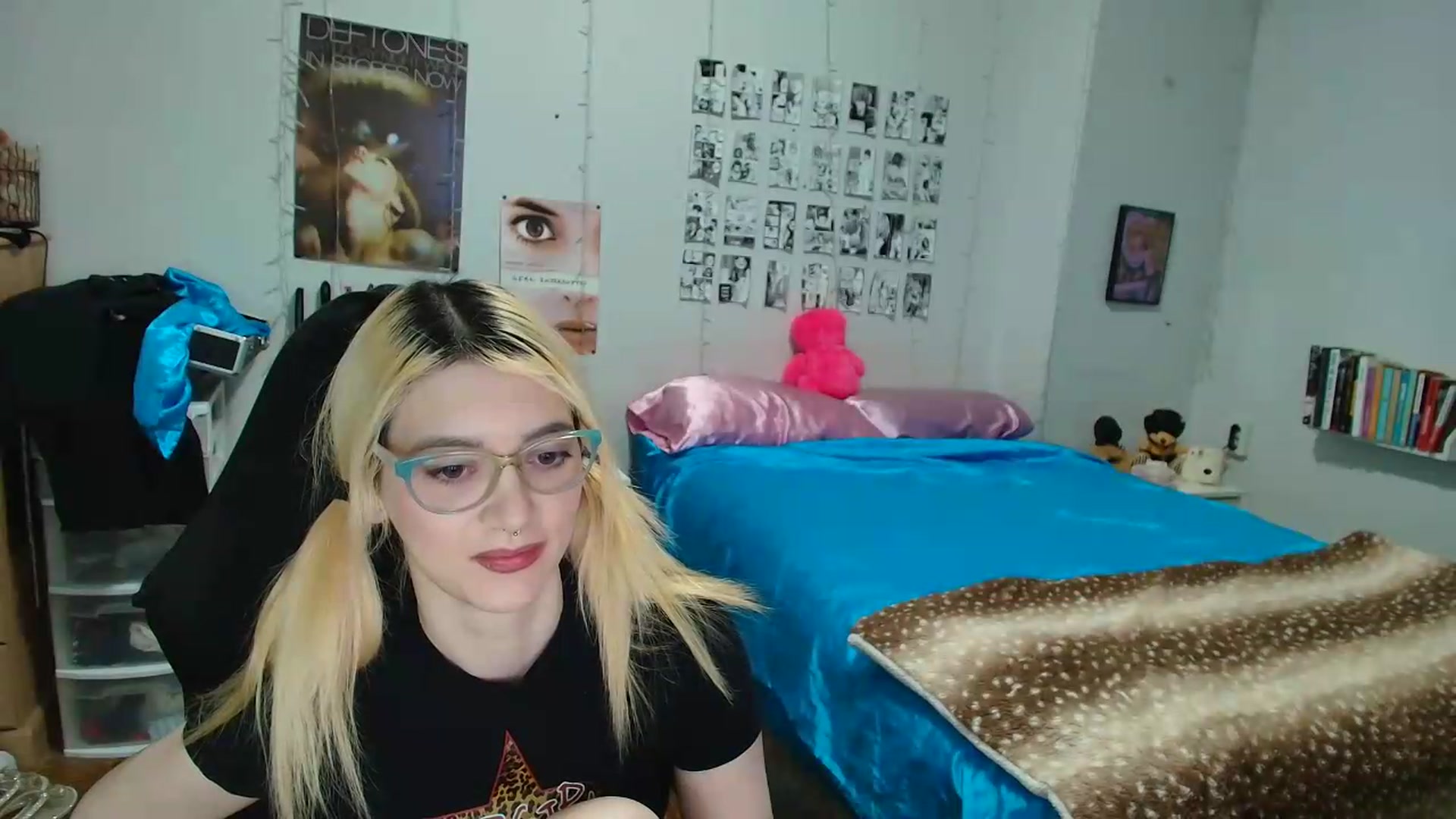 Gallery image thumbnail from AnnaTame's myfreecams stream on, 05/30/2026, 07:29 image 18 of 20