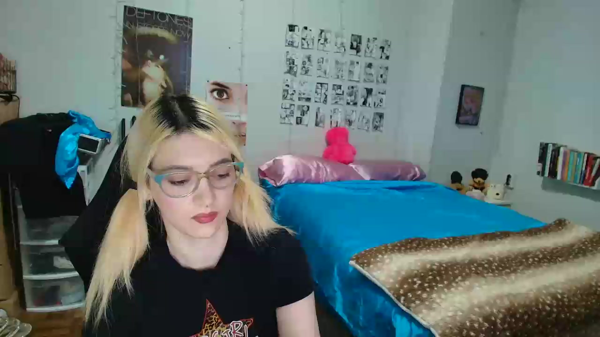Gallery image thumbnail from AnnaTame's myfreecams stream on, 05/30/2026, 07:29 image 15 of 20