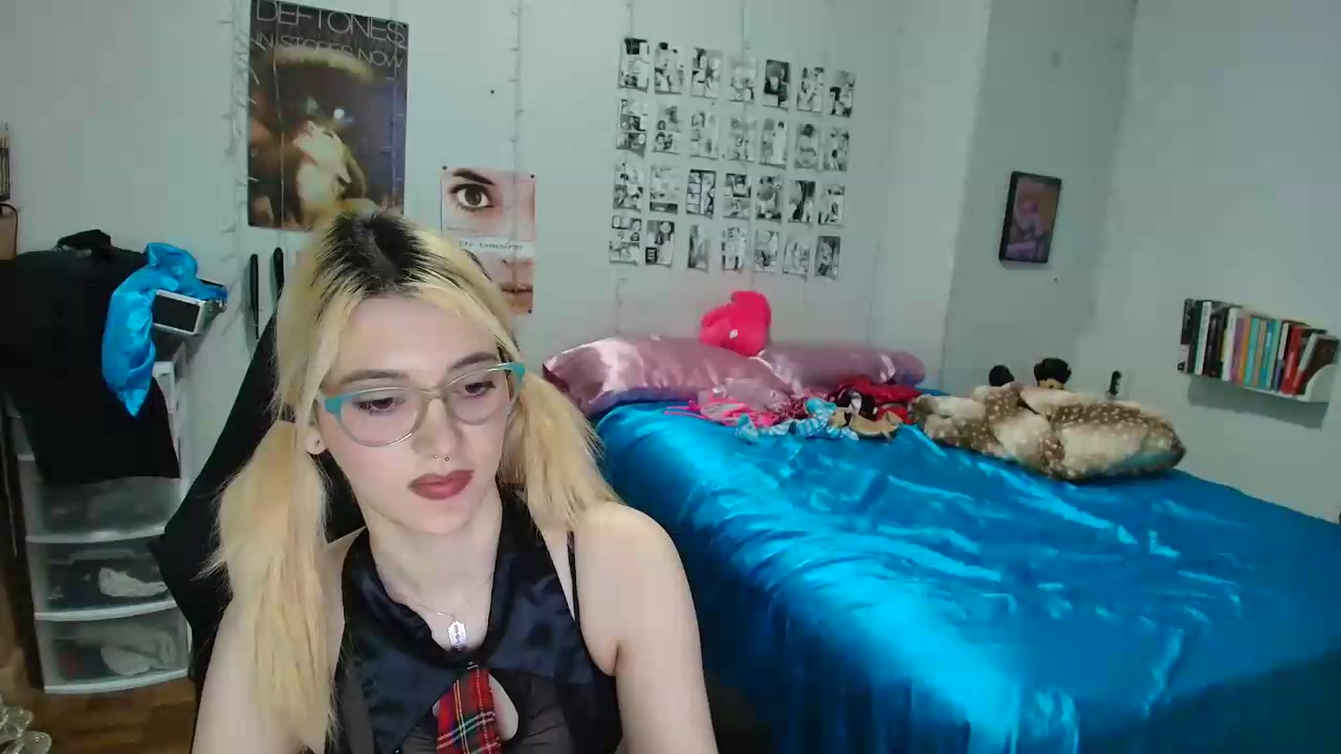 Gallery image thumbnail from AnnaTame's myfreecams stream on, 05/31/2026, 06:42 image 18 of 20