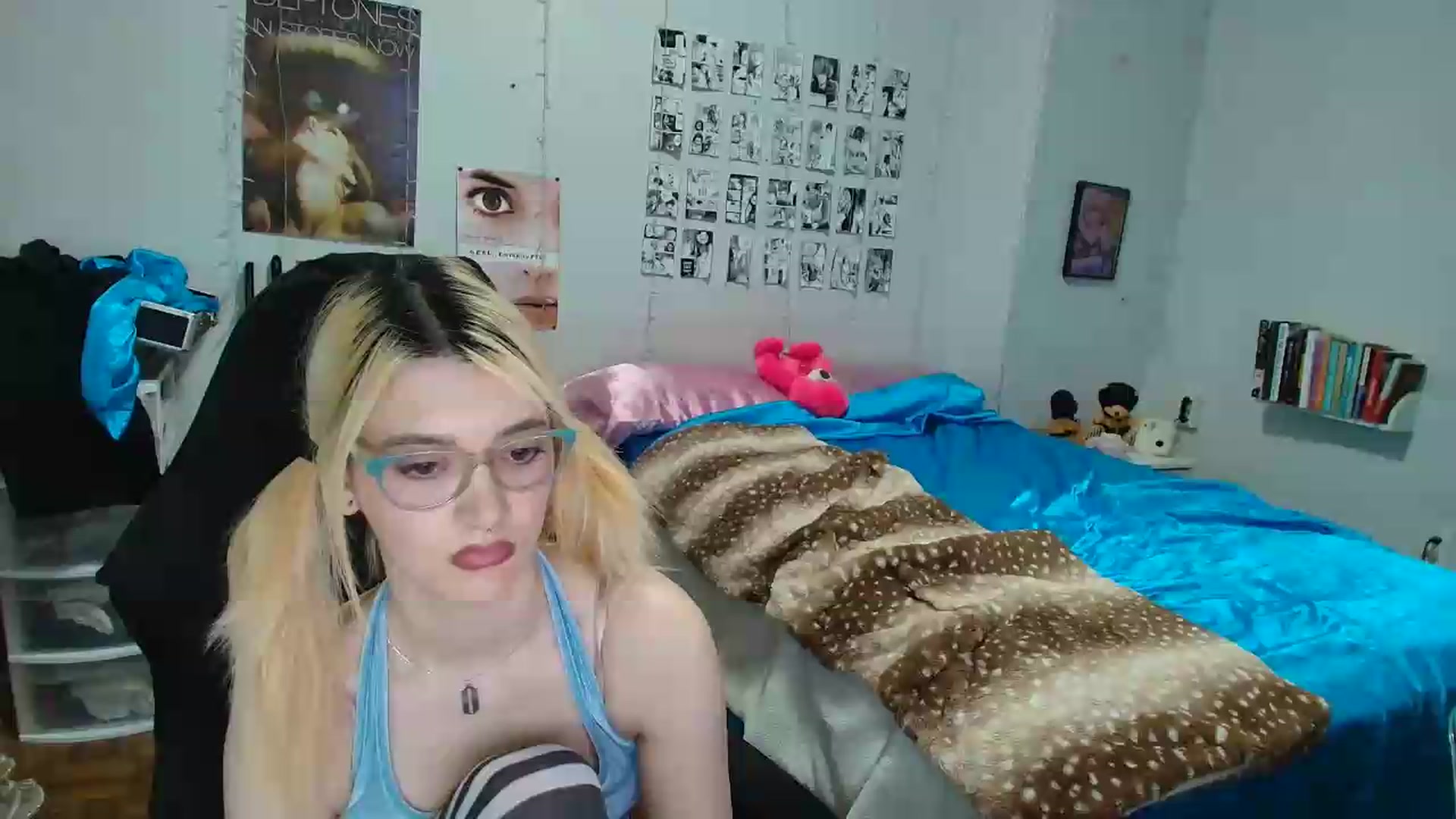 Gallery image thumbnail from AnnaTame's myfreecams stream on, 06/01/2026, 10:51 image 14 of 20