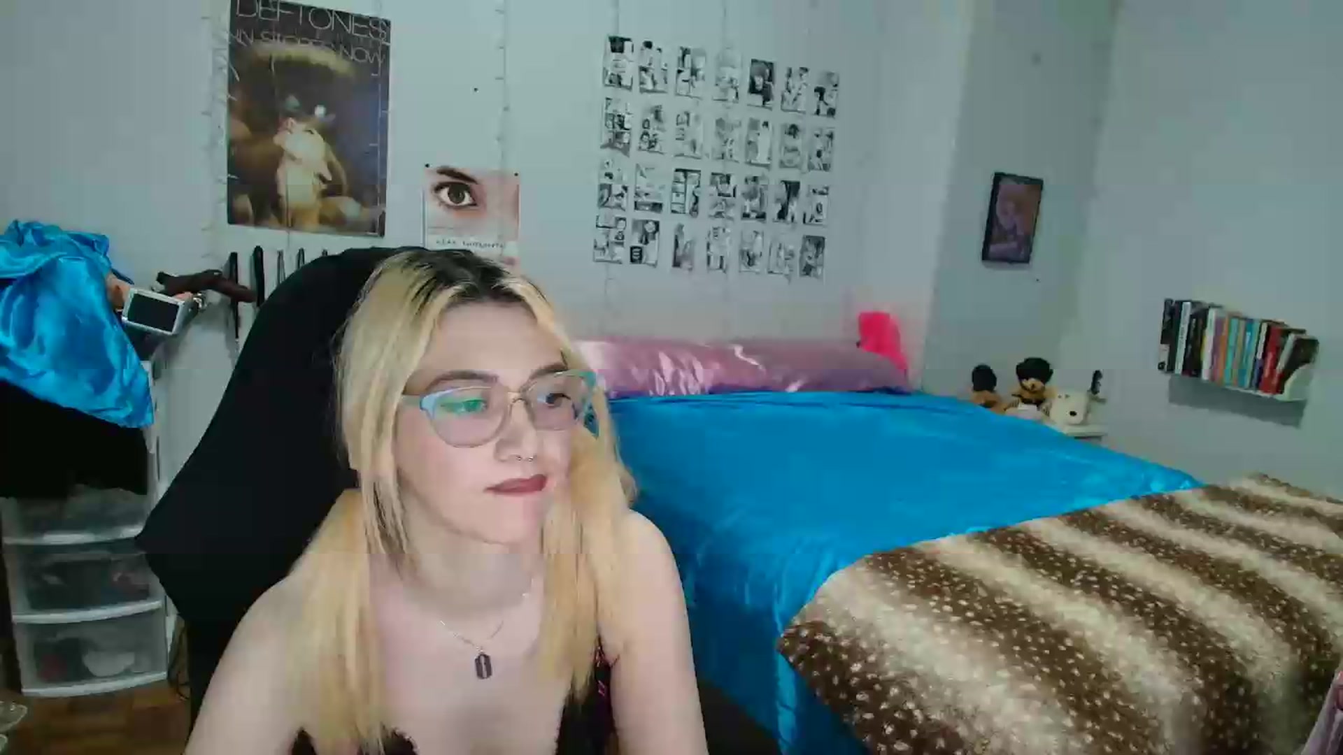 Gallery image thumbnail from AnnaTame's myfreecams stream on, 06/02/2026, 07:25 image 1 of 20
