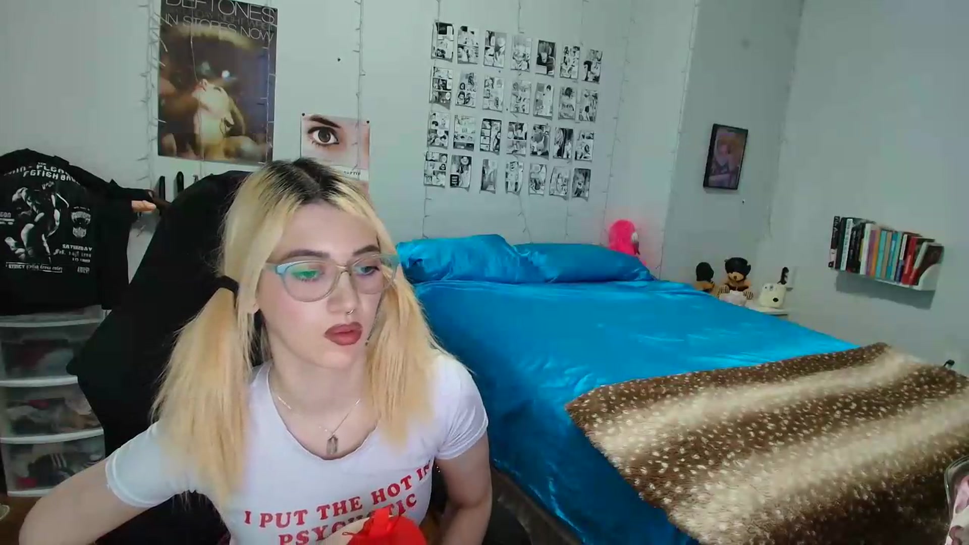 Gallery image thumbnail from AnnaTame's myfreecams stream on, 06/04/2026, 07:10 image 6 of 20