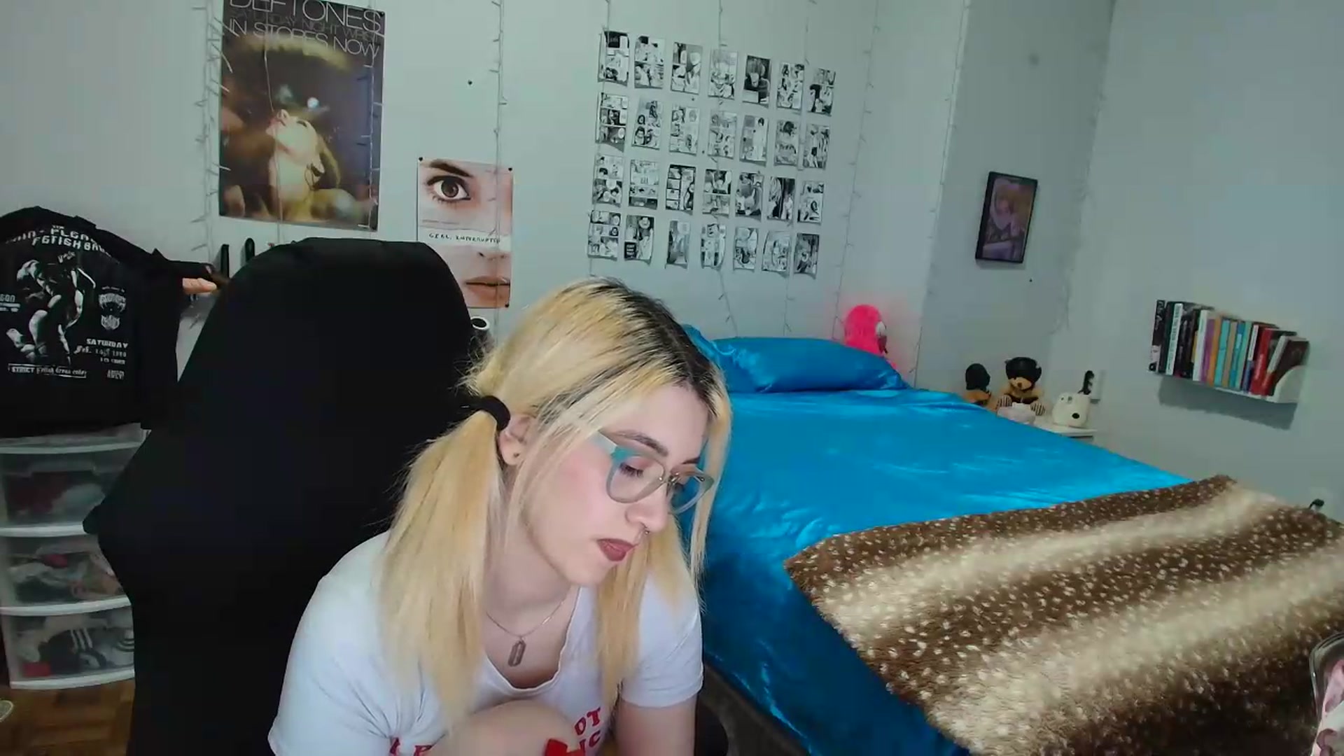 Gallery image thumbnail from AnnaTame's myfreecams stream on, 06/04/2026, 07:10 image 10 of 20
