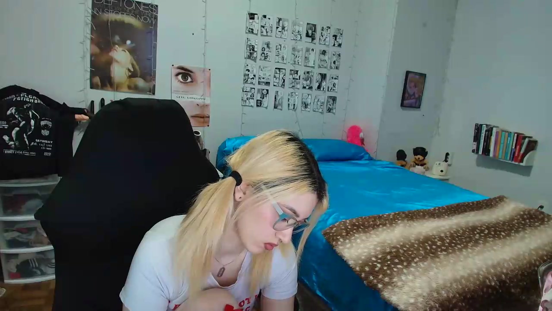 Gallery image thumbnail from AnnaTame's myfreecams stream on, 06/04/2026, 07:10 image 9 of 20