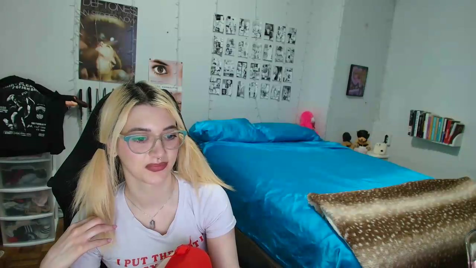 Gallery image thumbnail from AnnaTame's myfreecams stream on, 06/04/2026, 12:00 image 4 of 20
