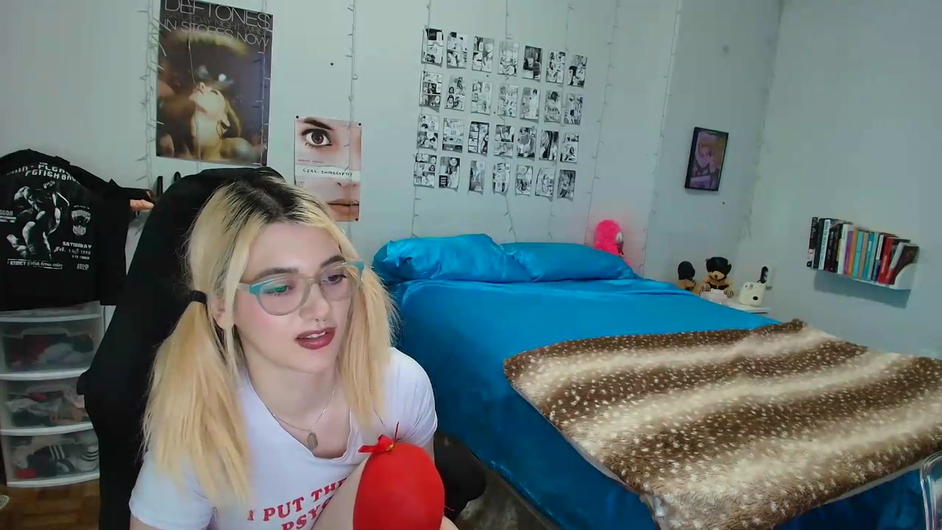 Gallery image thumbnail from AnnaTame's myfreecams stream on, 06/04/2026, 12:00 image 14 of 20