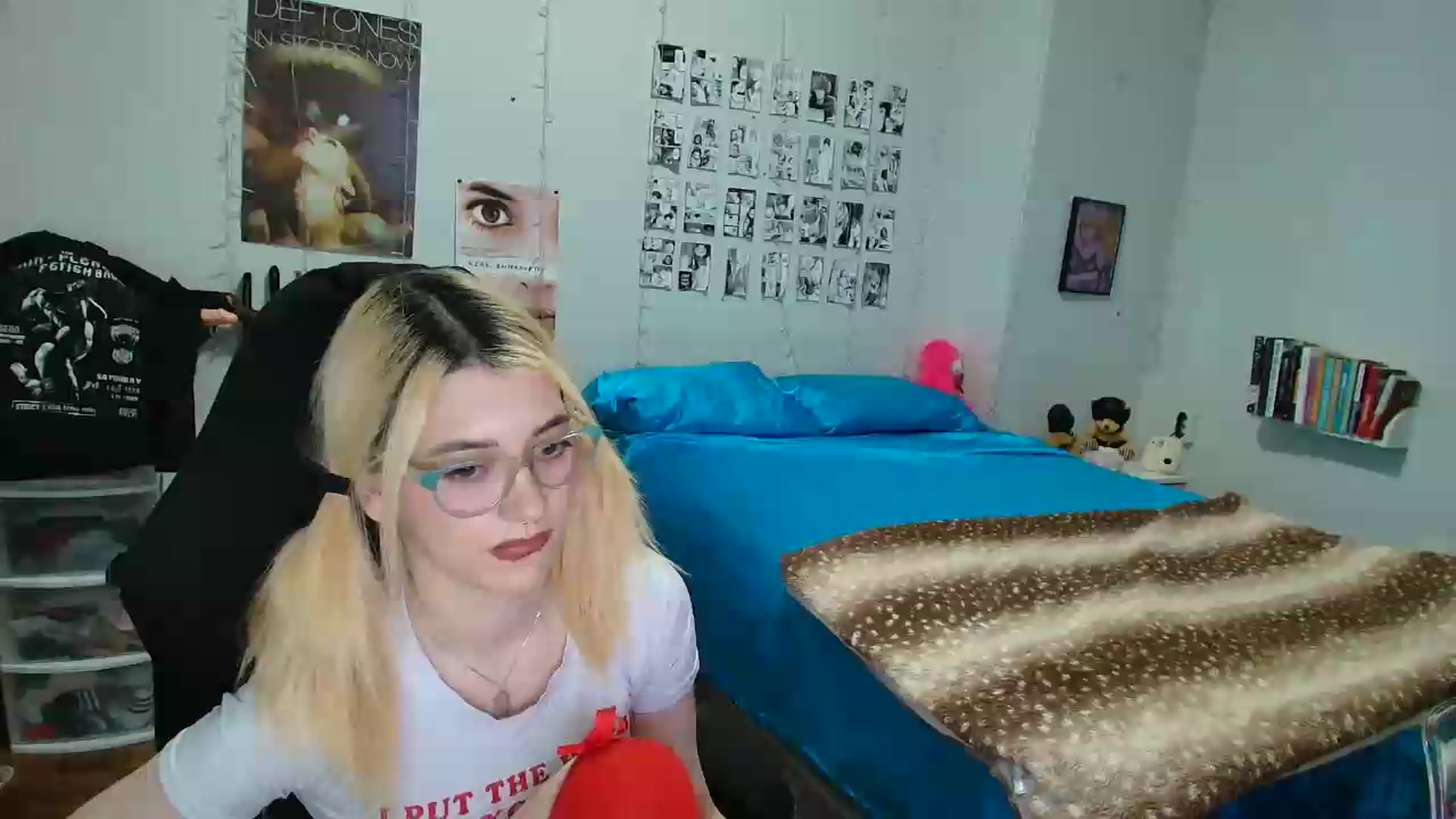 Gallery image thumbnail from AnnaTame's myfreecams stream on, 06/04/2026, 12:00 image 10 of 20