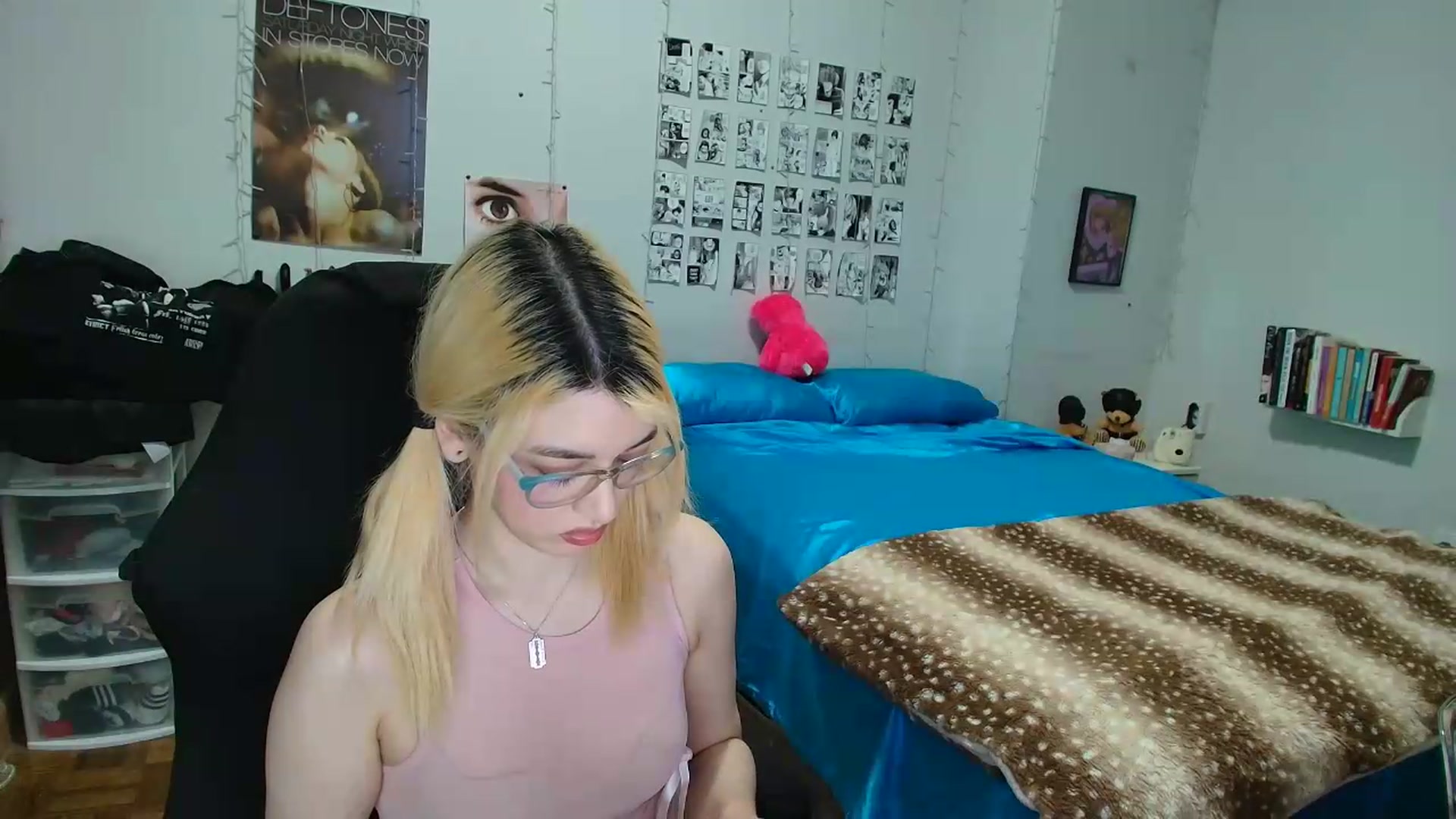 Gallery image thumbnail from AnnaTame's myfreecams stream on, 06/05/2026, 05:31 image 18 of 20