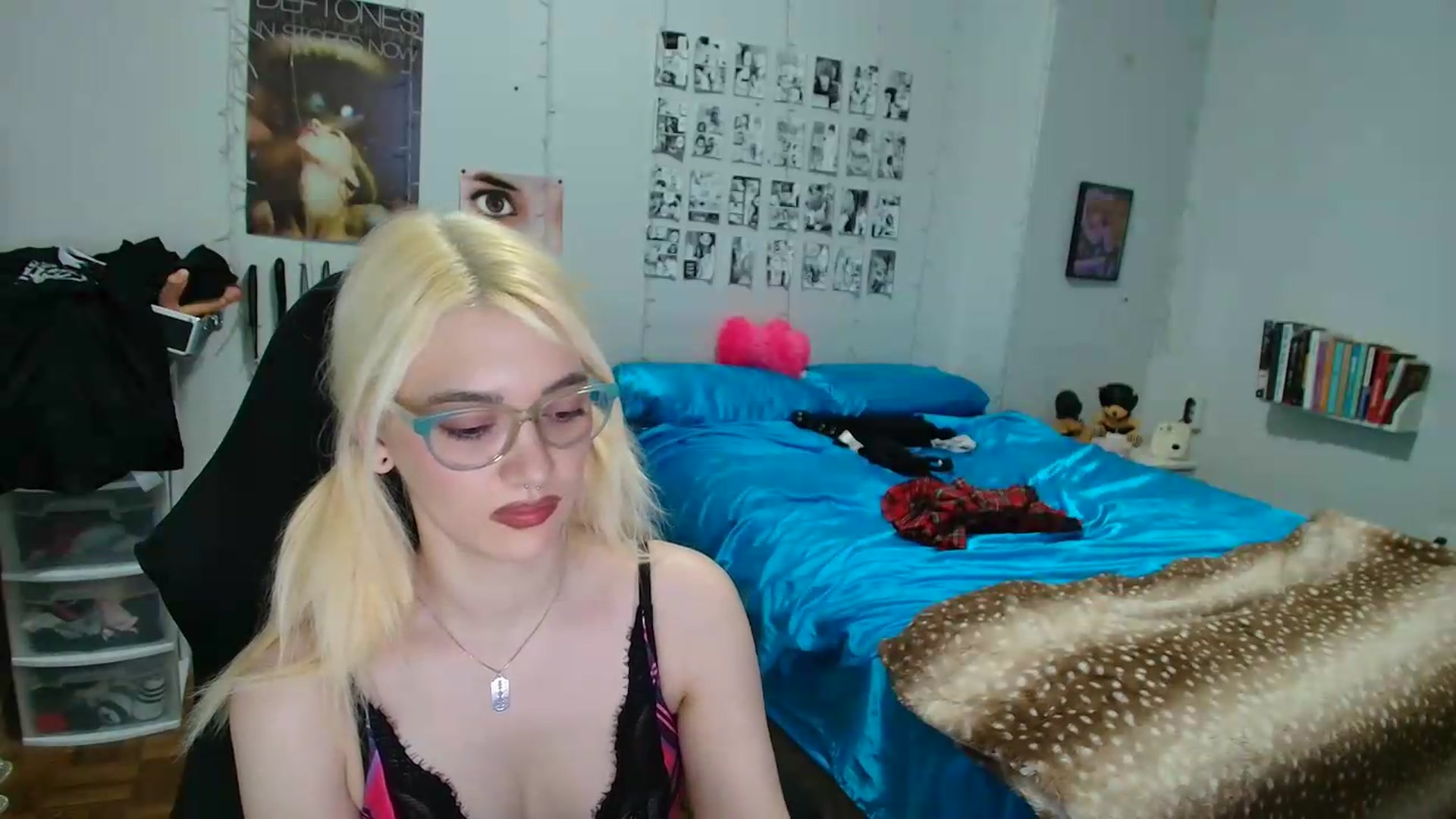 Gallery image thumbnail from AnnaTame's myfreecams stream on, 06/07/2026, 05:51 image 10 of 20