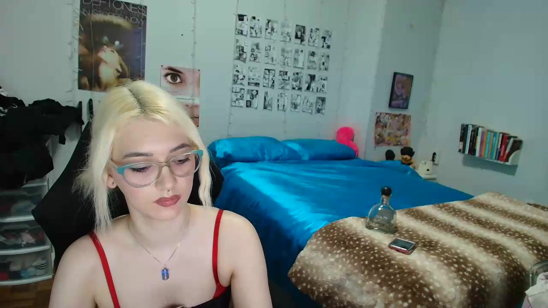 Gallery image thumbnail from AnnaTame's myfreecams stream on, 06/11/2026, 08:00 image 7 of 20